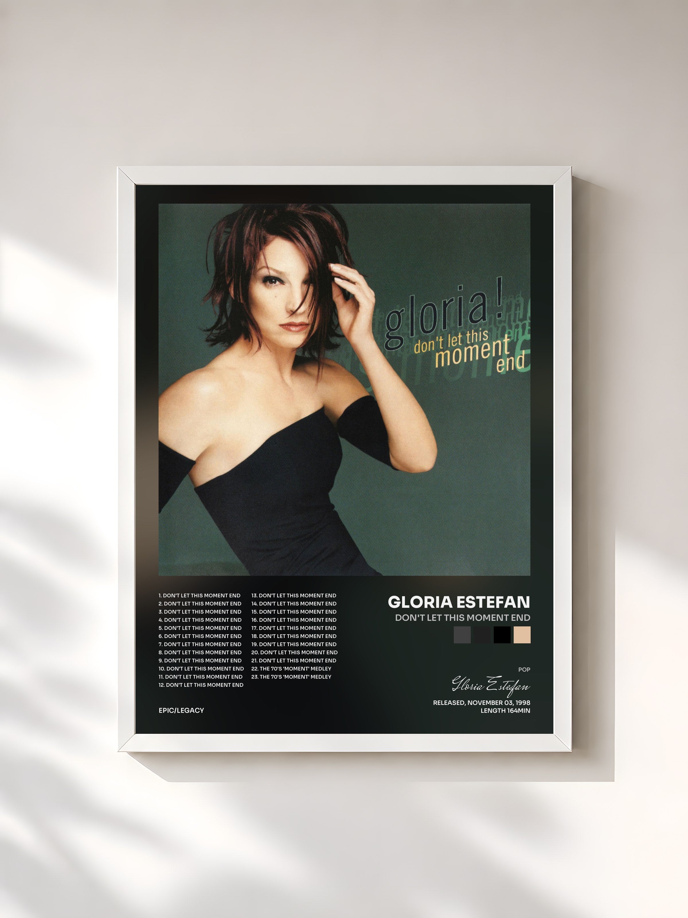 #blanc Tableau de l'album Don't Let This Moment End de Gloria Estefan, cadre blanc, imprimé et encadré en France