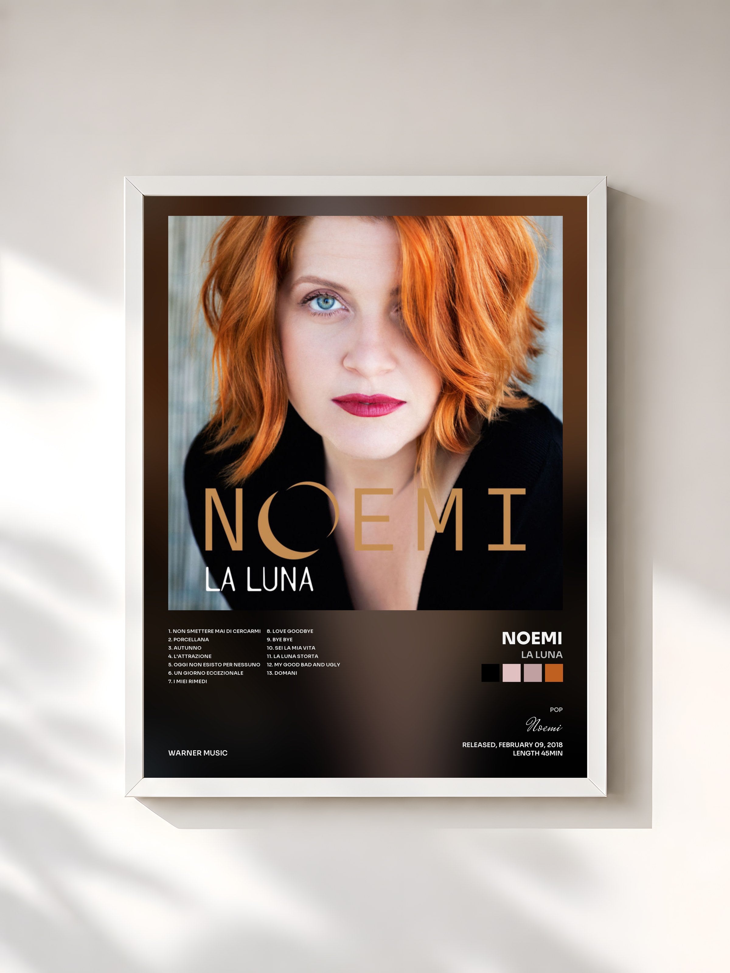 #blanc Tableau de l'album La Luna de Noemi, cadre blanc, imprimé et encadré en France