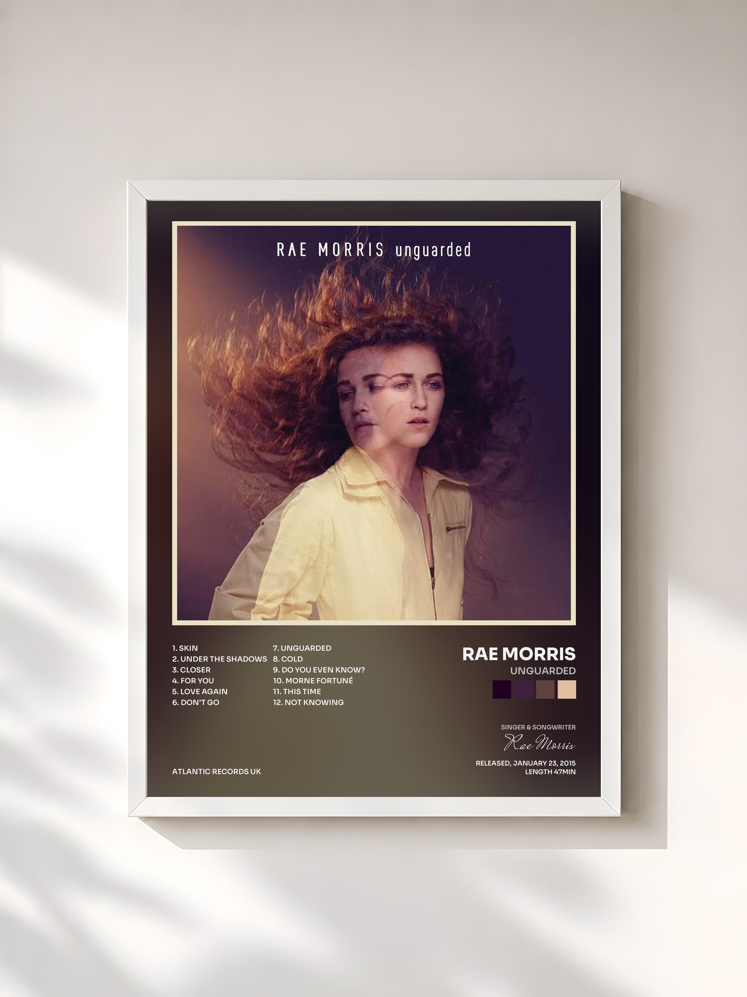 #blanc Tableau de l'album Unguarded de Rae Morris, cadre blanc, imprimé et encadré en France