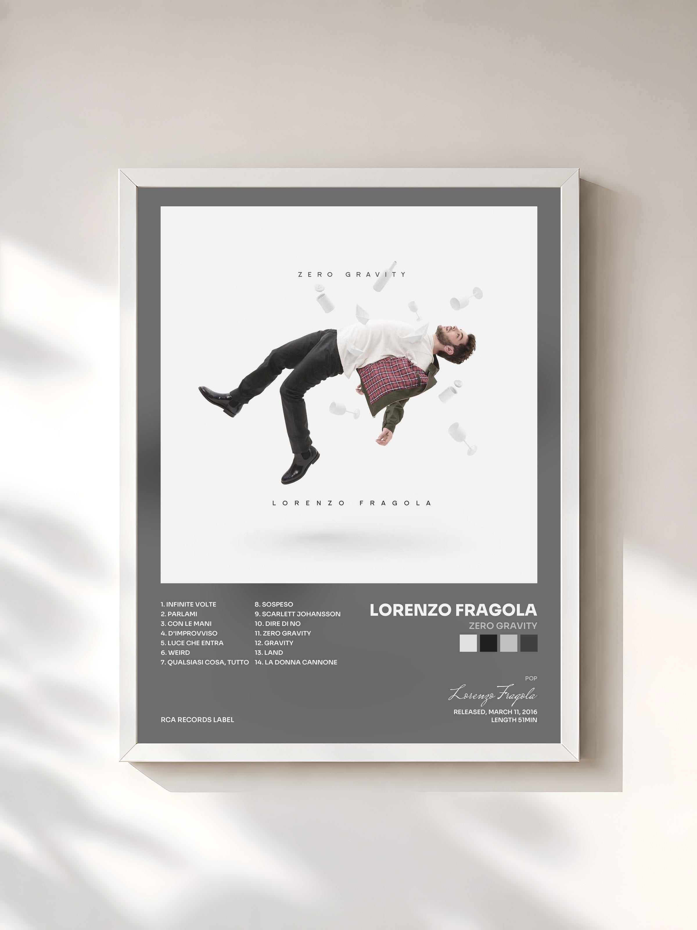 #blanc Tableau de l'album Zero Gravity de Lorenzo Fragola, cadre blanc, imprimé et encadré en France