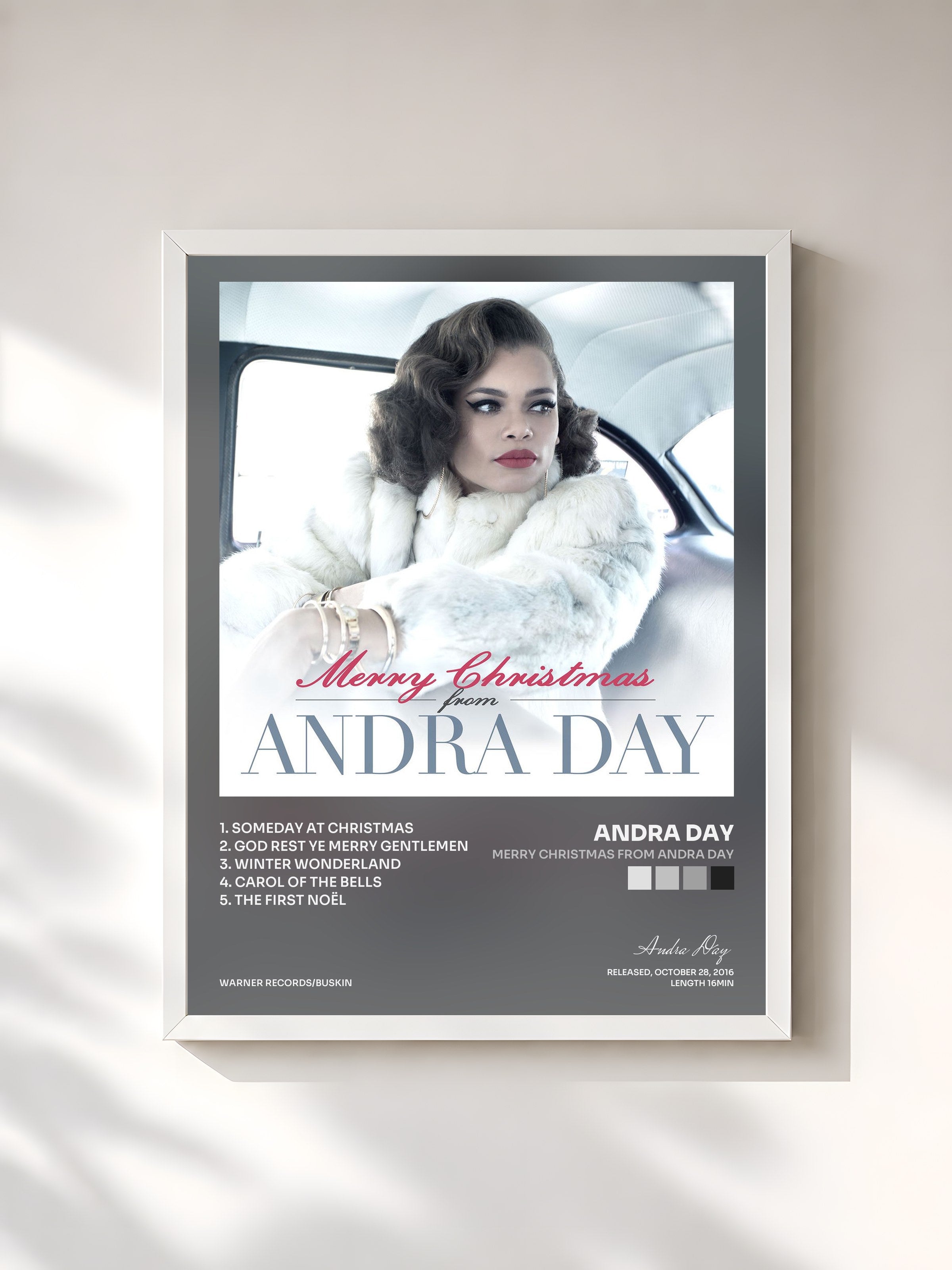 #blanc Tableau de l'album Merry Christmas from Andra Day de Andra Day, cadre blanc, imprimé et encadré en France