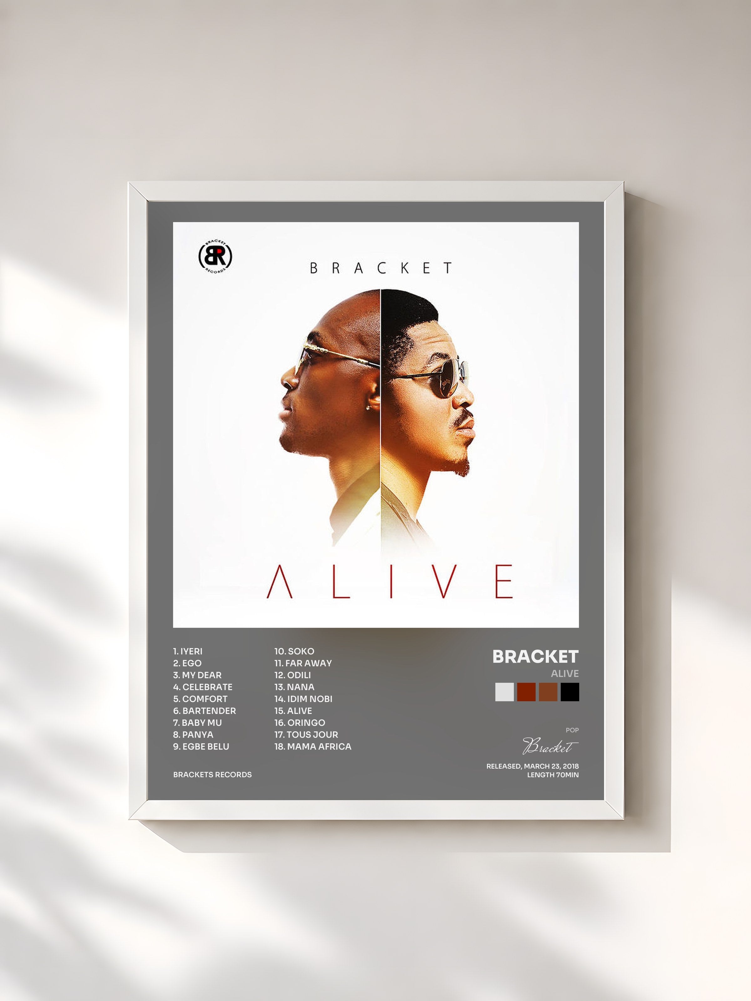 #blanc Tableau de l'album Alive de Bracket, cadre blanc, imprimé et encadré en France
