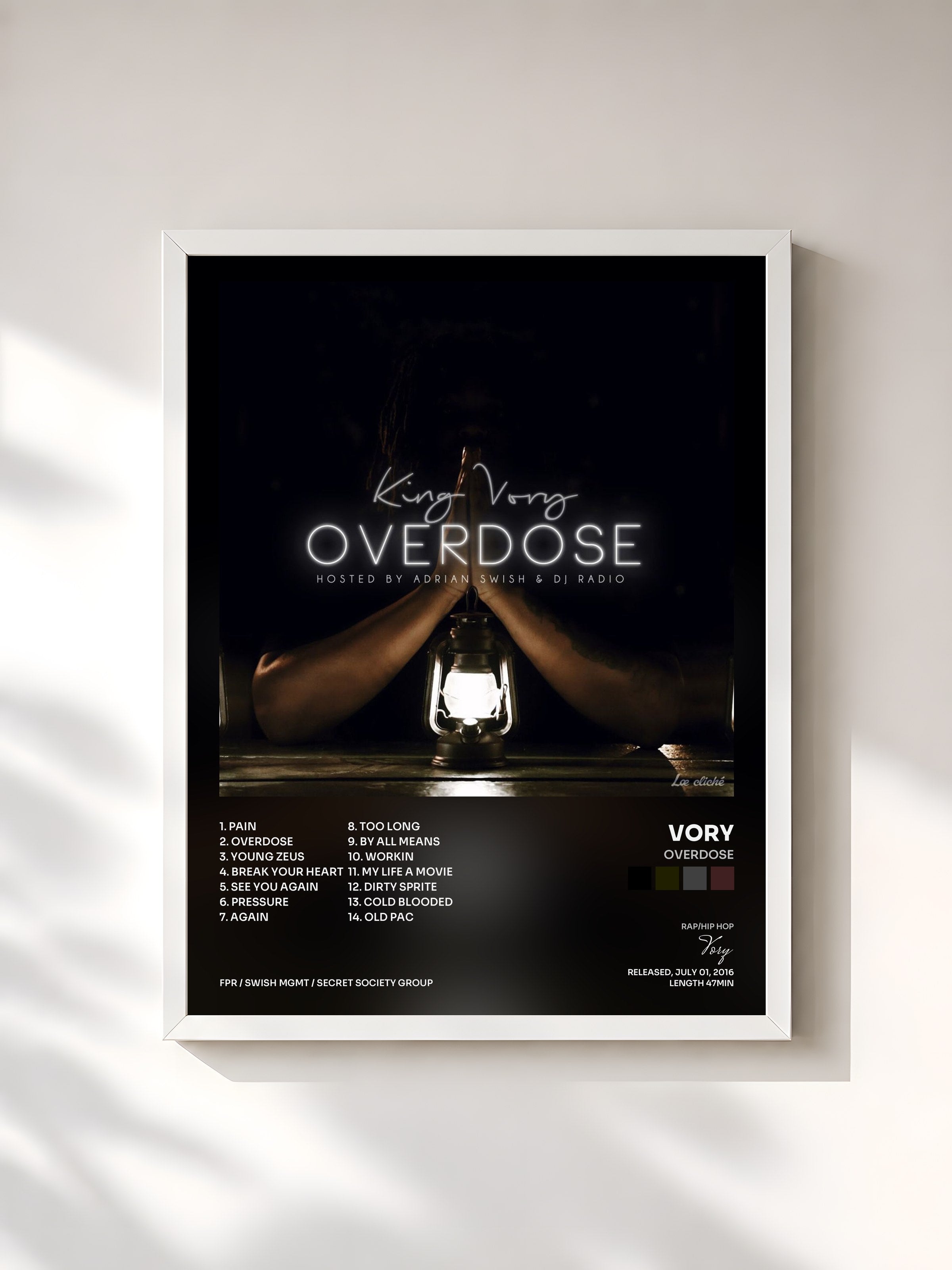 #blanc Tableau de l'album Overdose de Vory, cadre blanc, imprimé et encadré en France