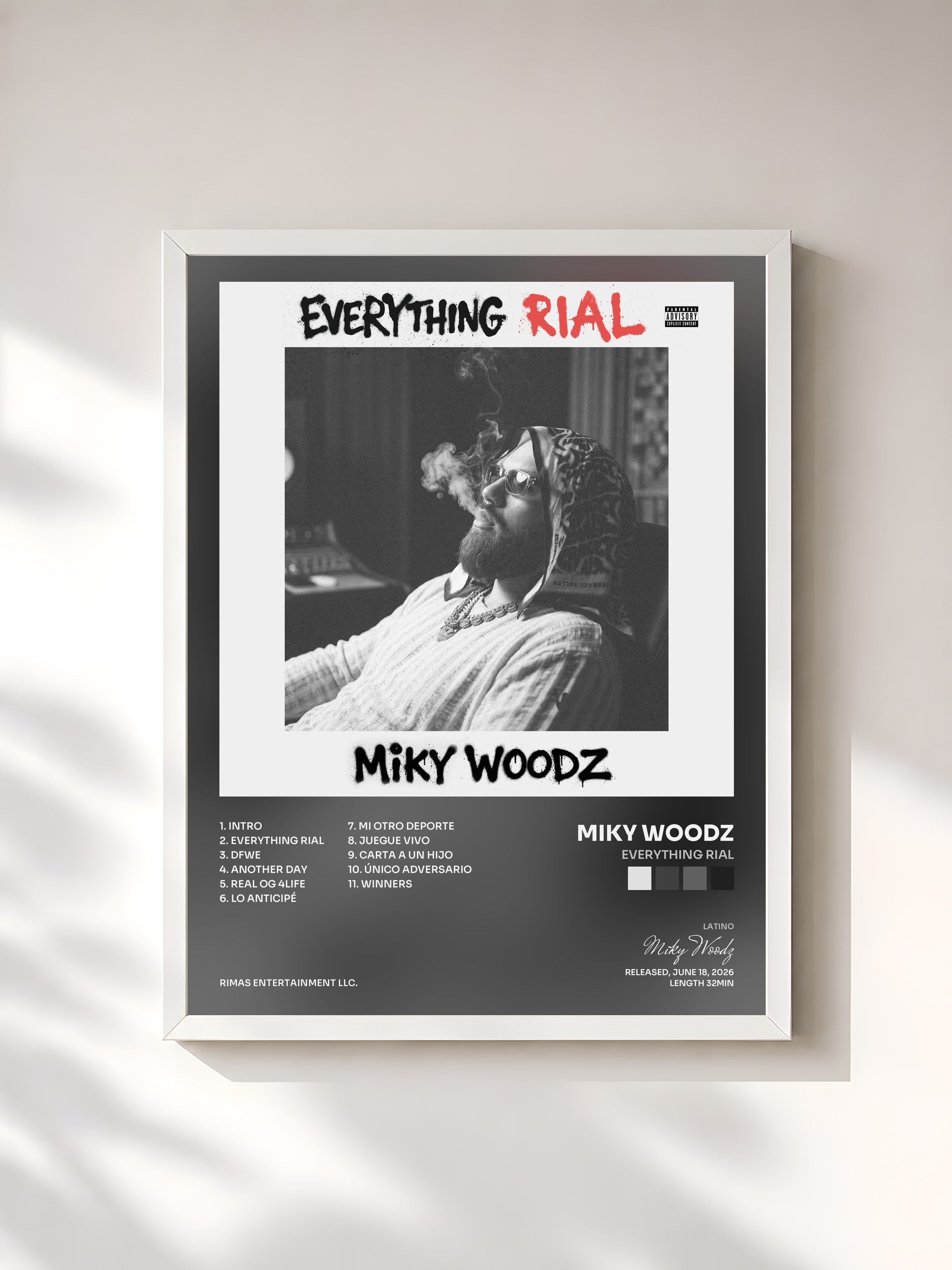 #blanc Tableau de l'album Everything RiaL de Miky Woodz, cadre blanc, imprimé et encadré en France