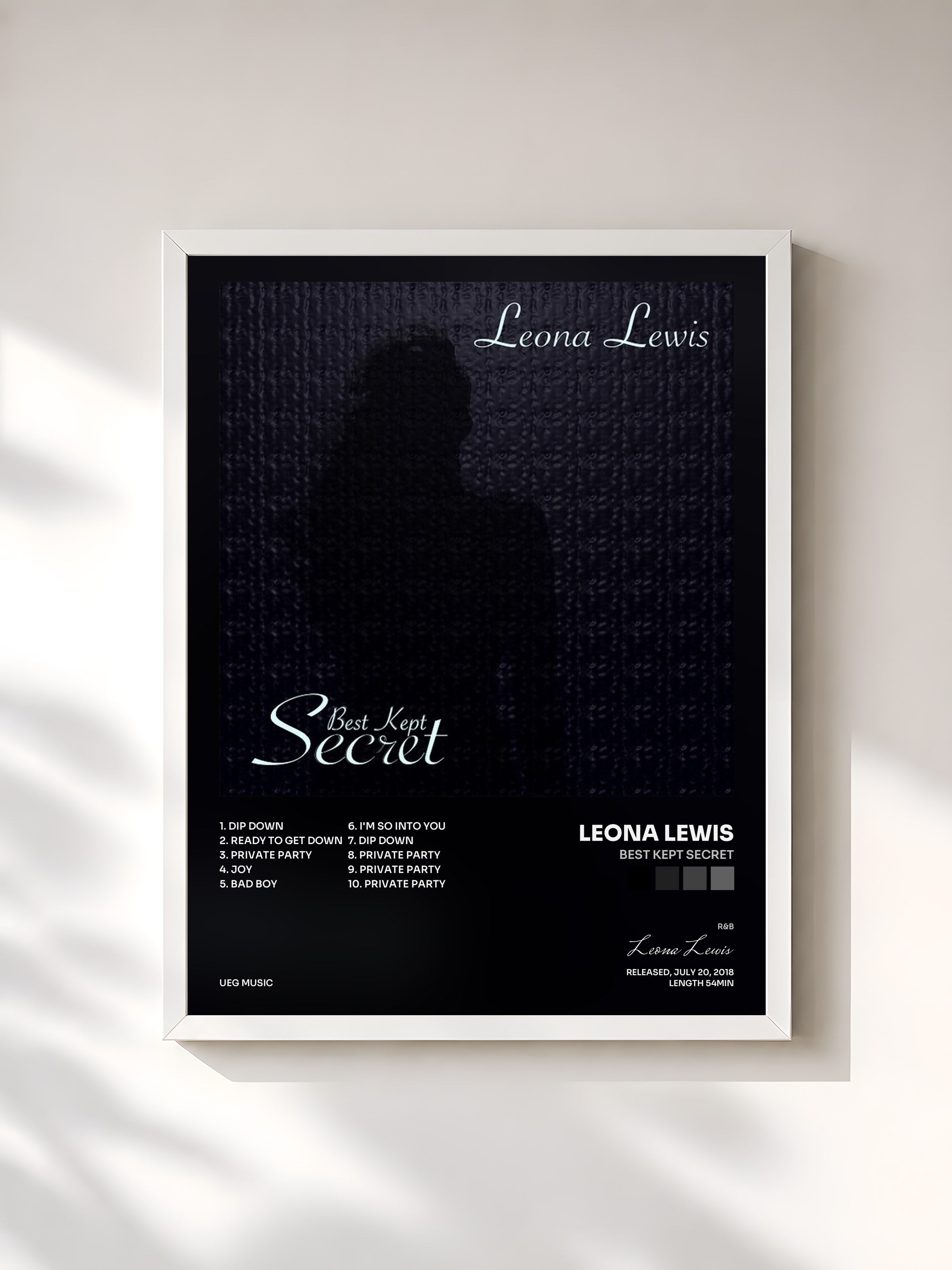 #blanc Tableau de l'album Best Kept Secret de Leona Lewis, cadre blanc, imprimé et encadré en France