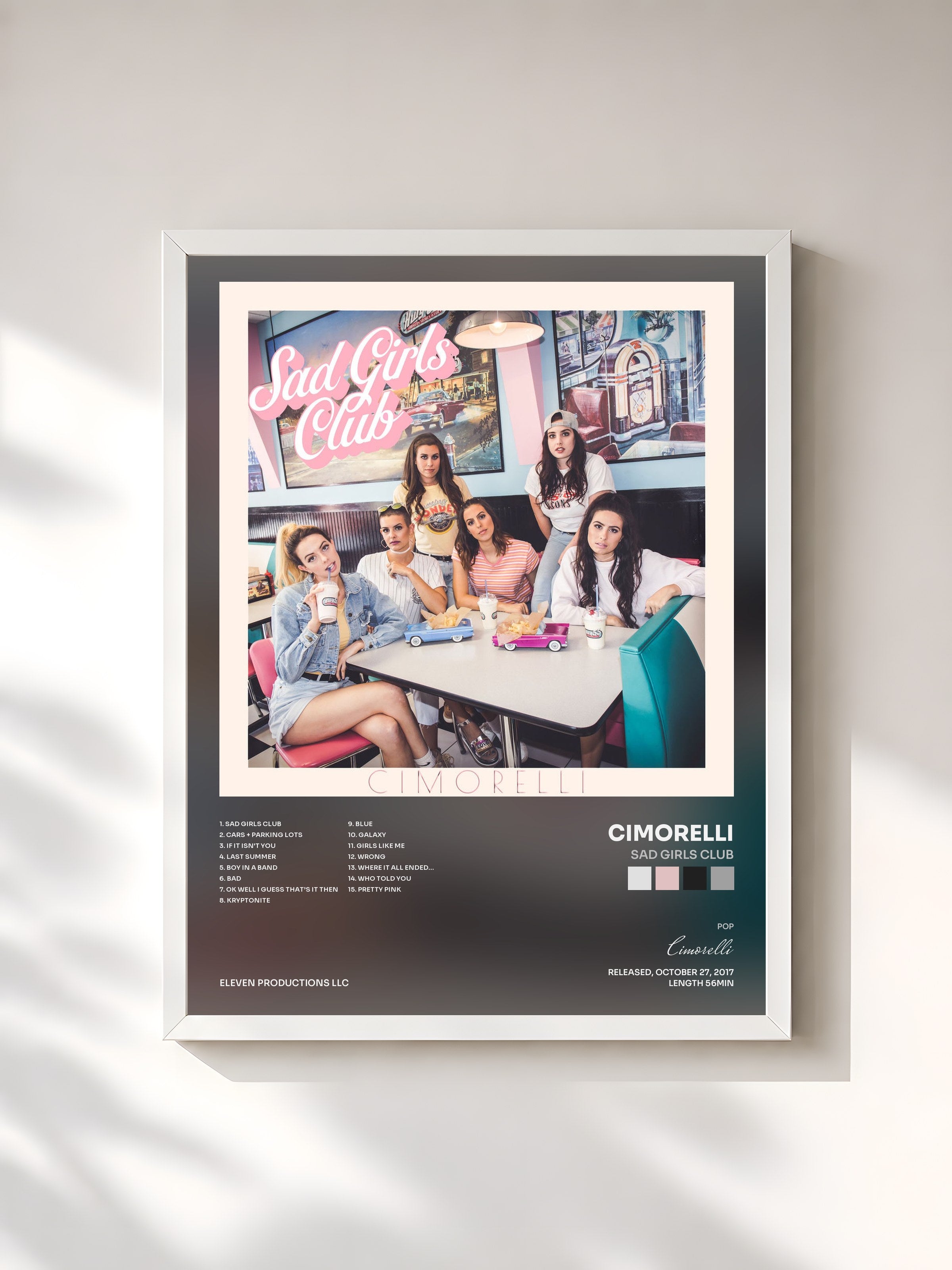 #blanc Tableau de l'album Sad Girls Club de Cimorelli, cadre blanc, imprimé et encadré en France