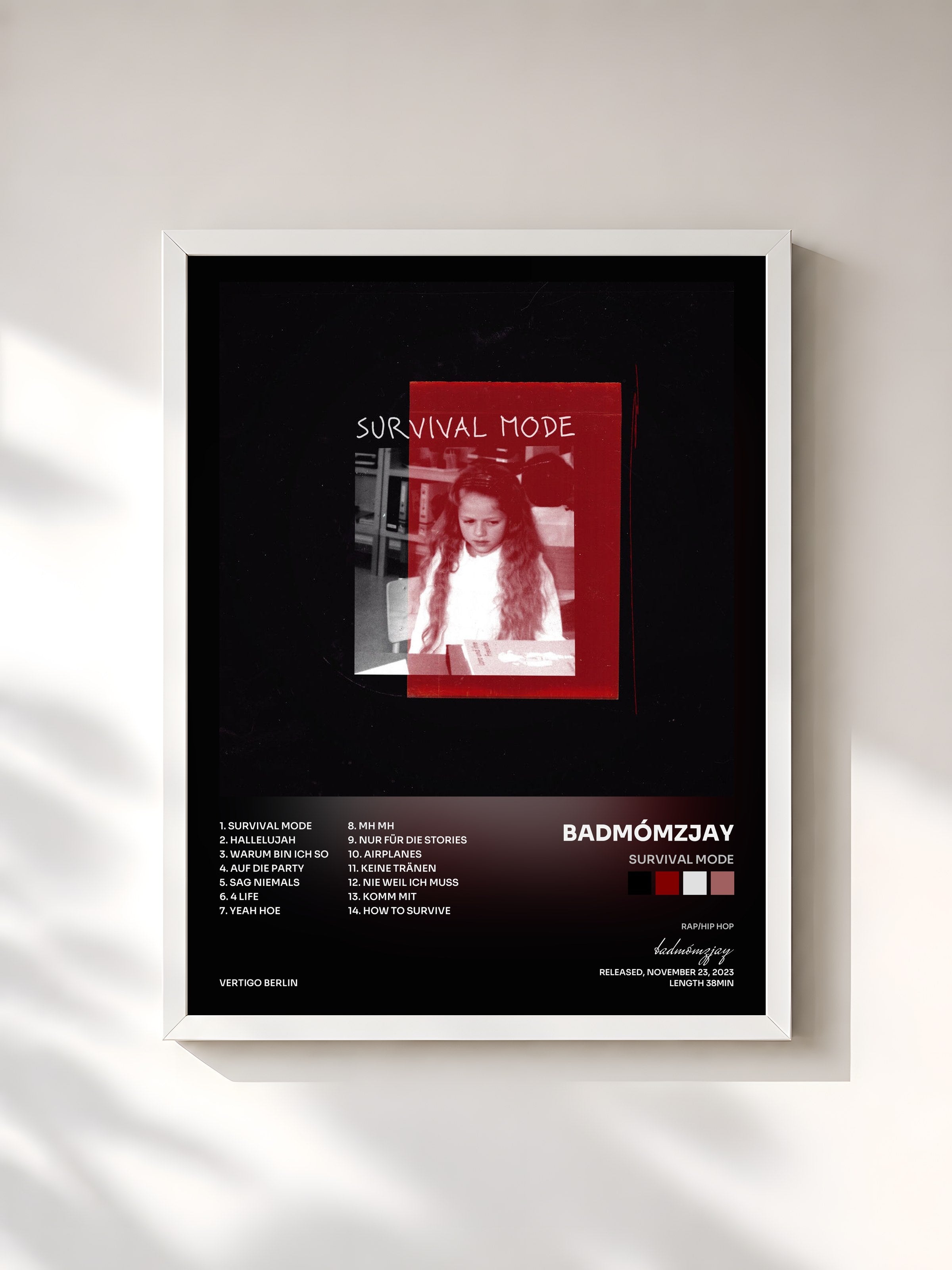 #blanc Tableau de l'album Survival Mode de badmómzjay, cadre blanc, imprimé et encadré en France