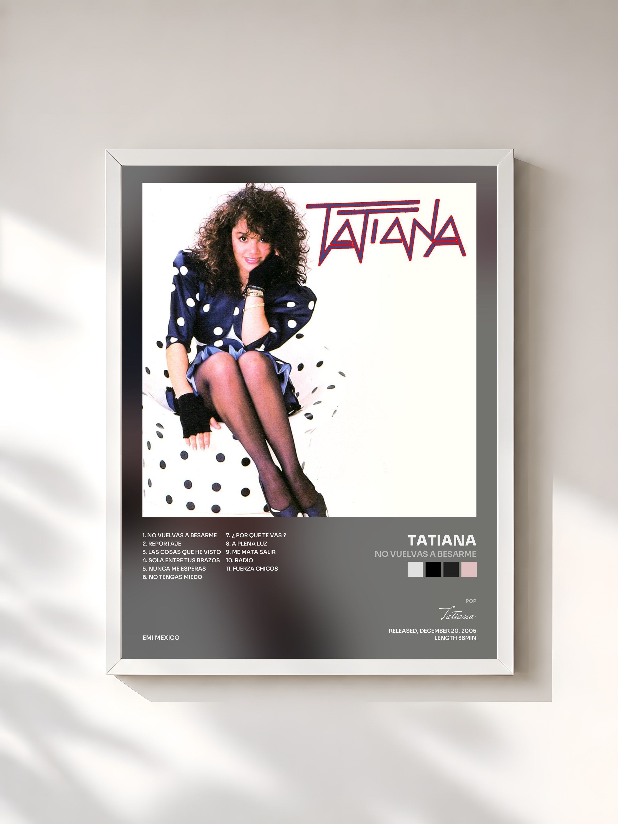 #blanc Tableau de l'album No Vuelvas A Besarme de Tatiana, cadre blanc, imprimé et encadré en France