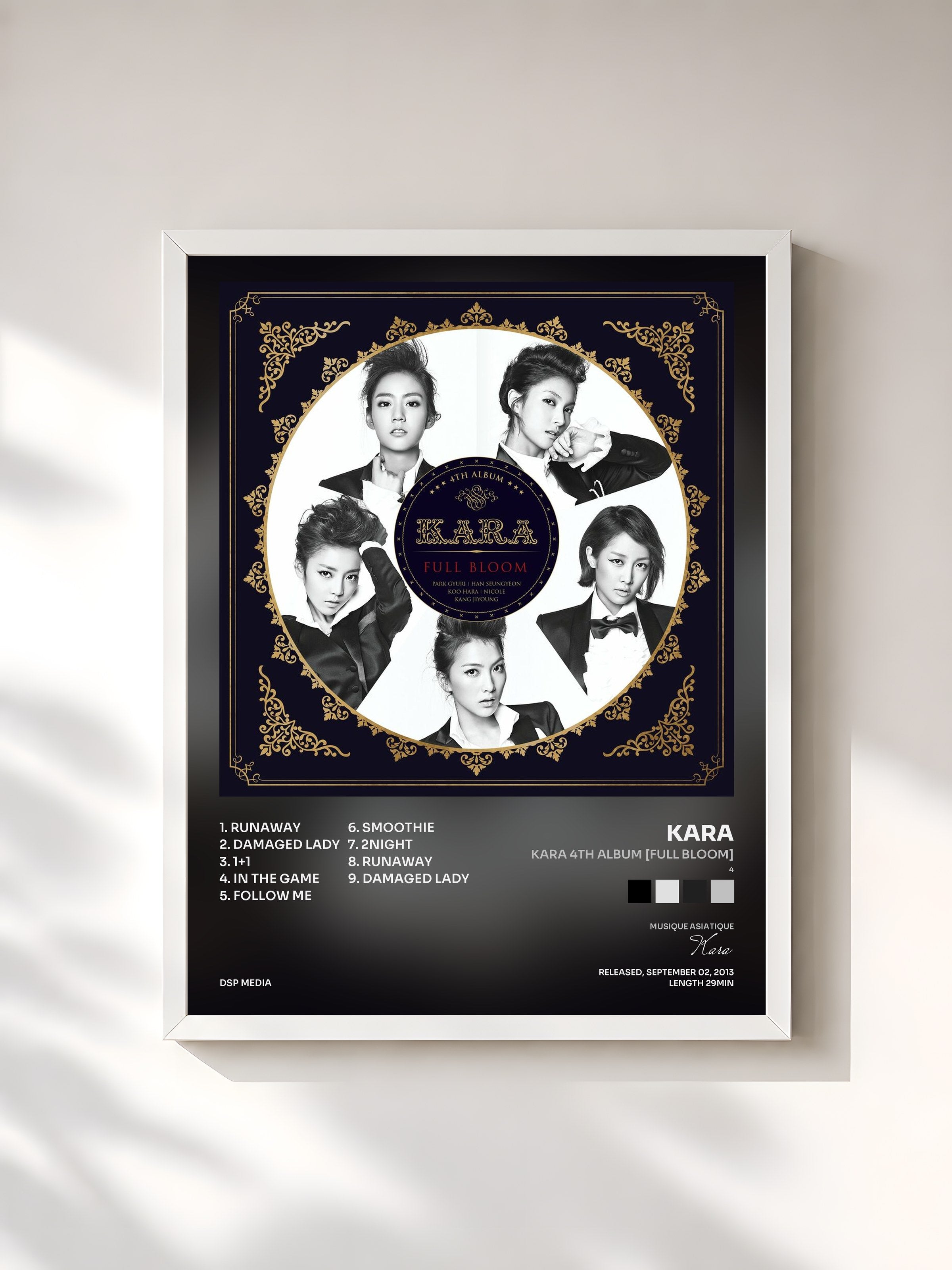 #blanc Tableau de l'album KARA 4th Album [Full Bloom] (4) de Kara, cadre blanc, imprimé et encadré en France