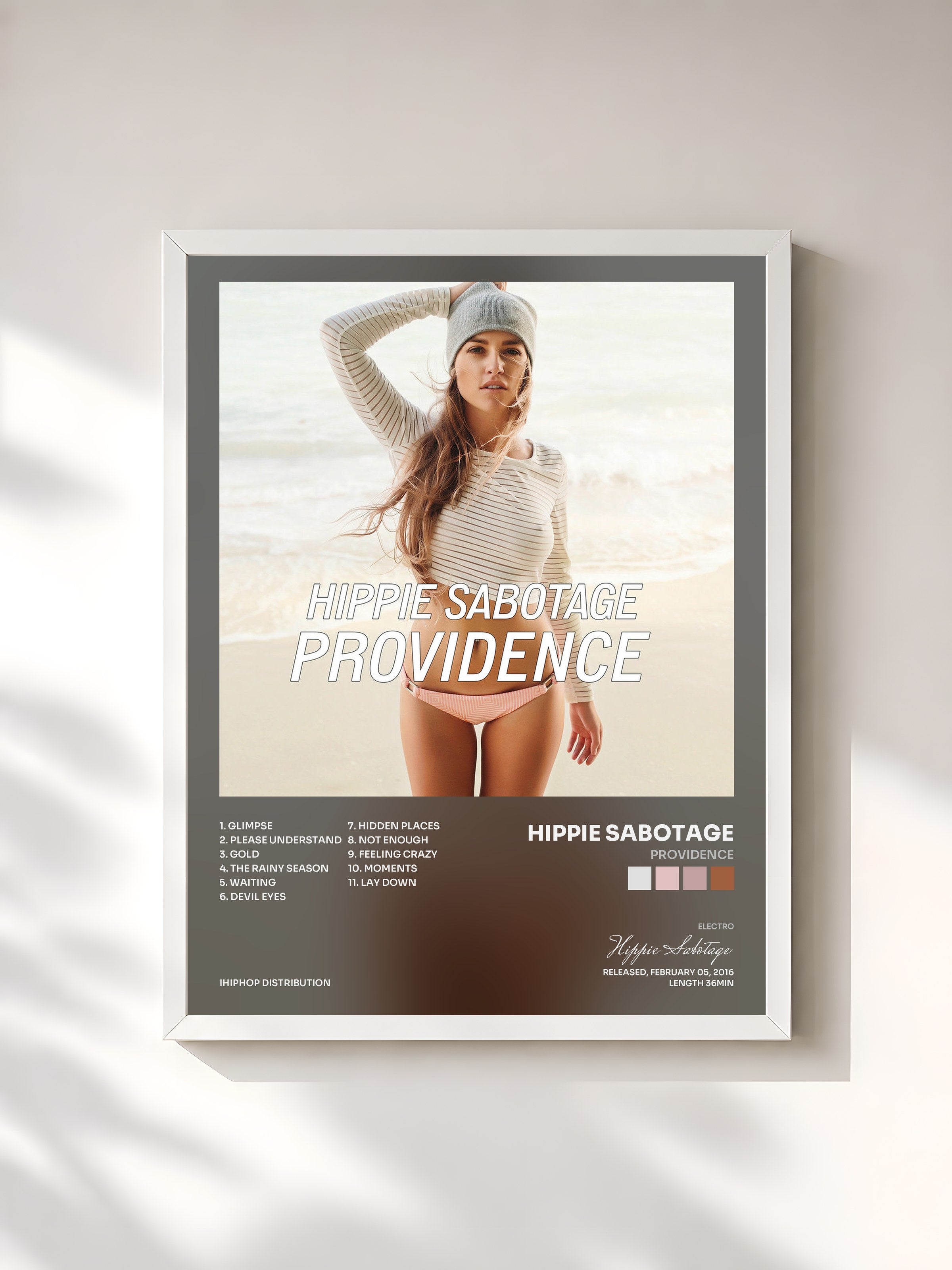 #blanc Tableau de l'album Providence de Hippie Sabotage, cadre blanc, imprimé et encadré en France