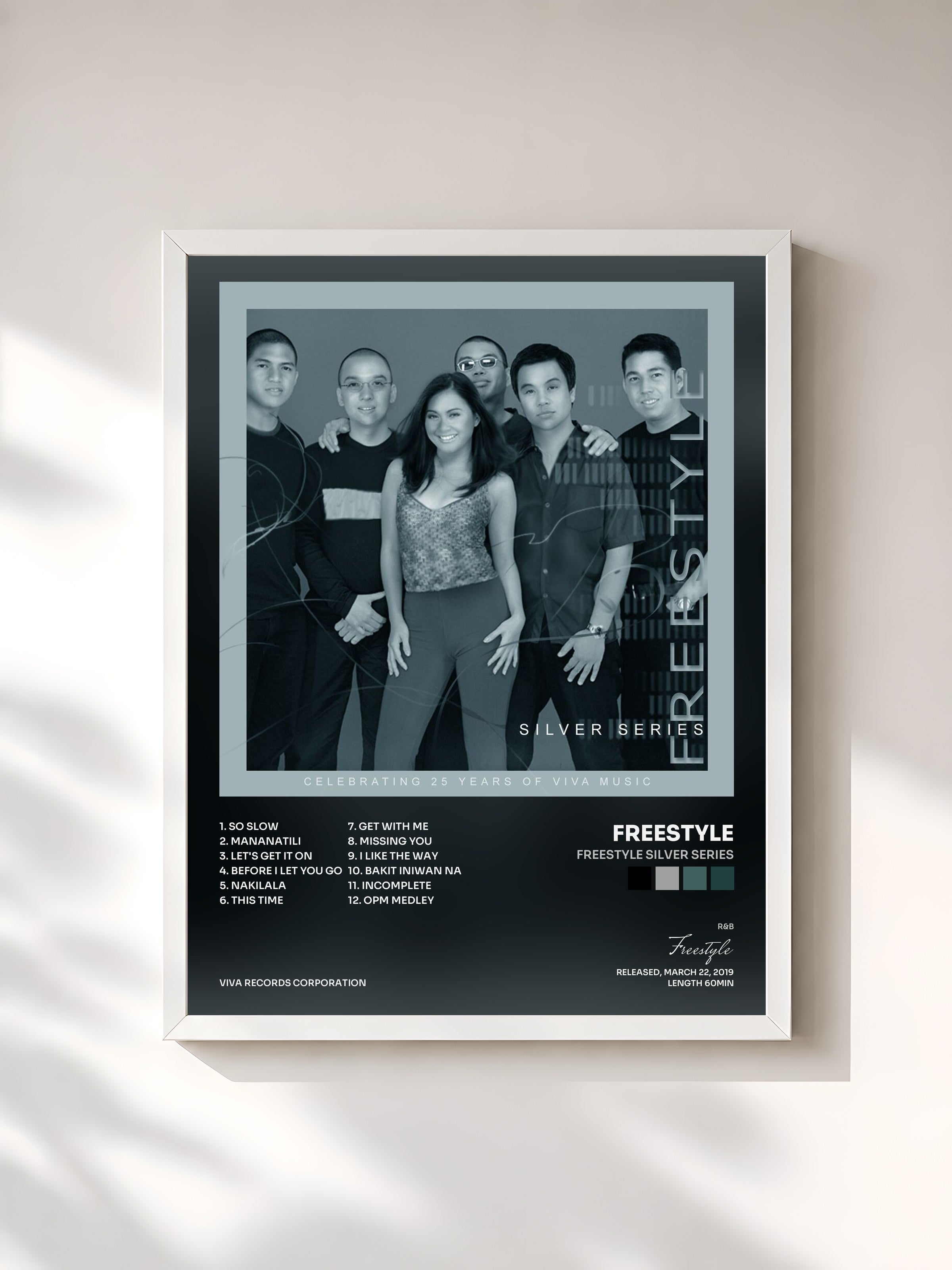 #blanc Tableau de l'album Freestyle Silver Series de Freestyle, cadre blanc, imprimé et encadré en France