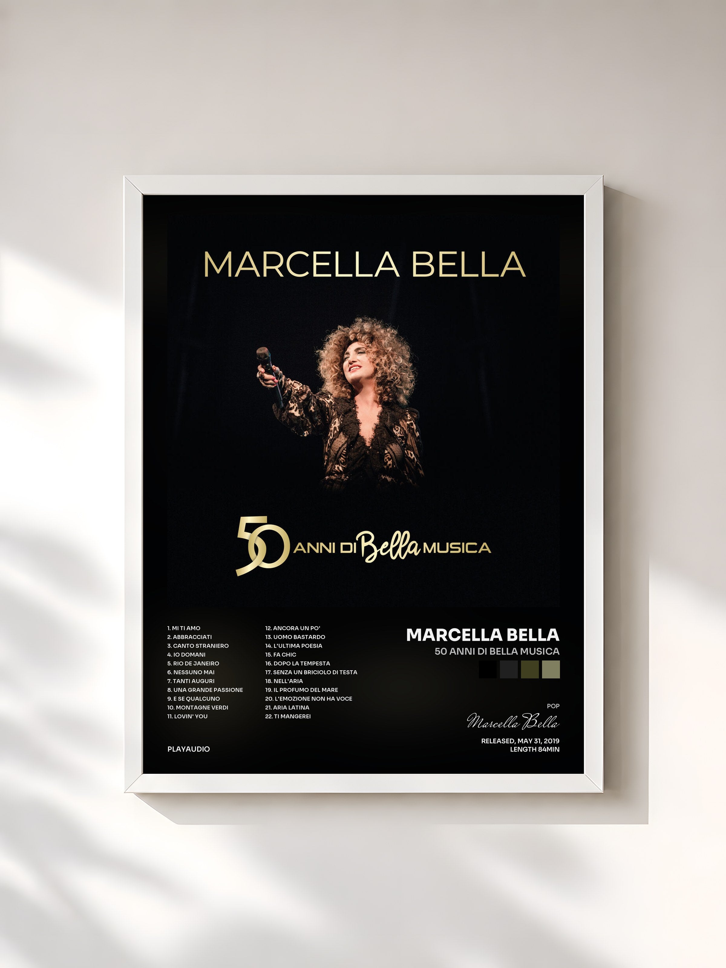 #blanc Tableau de l'album 50 Anni di Bella Musica de Marcella Bella, cadre blanc, imprimé et encadré en France