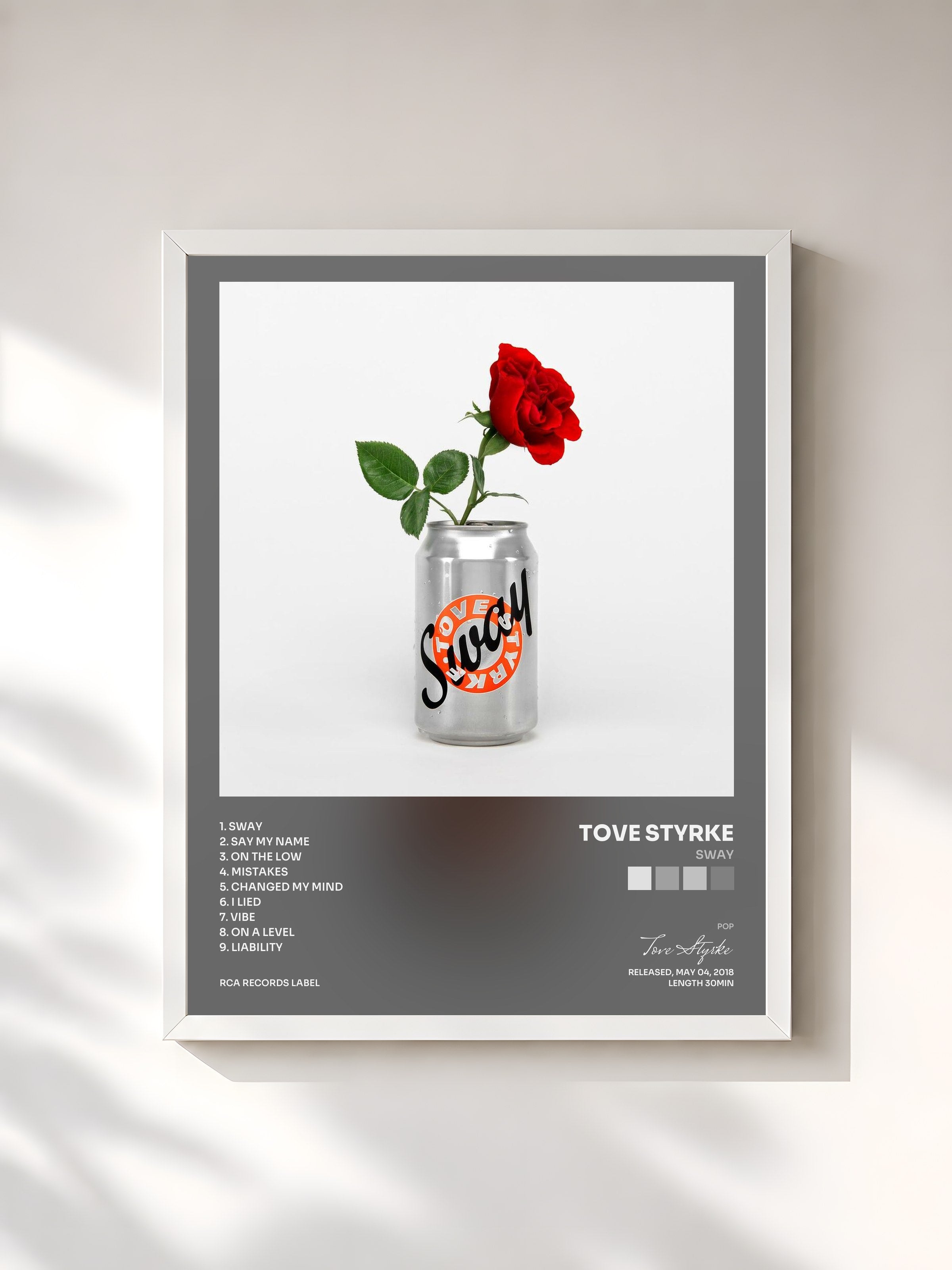 #blanc Tableau de l'album Sway de Tove Styrke, cadre blanc, imprimé et encadré en France