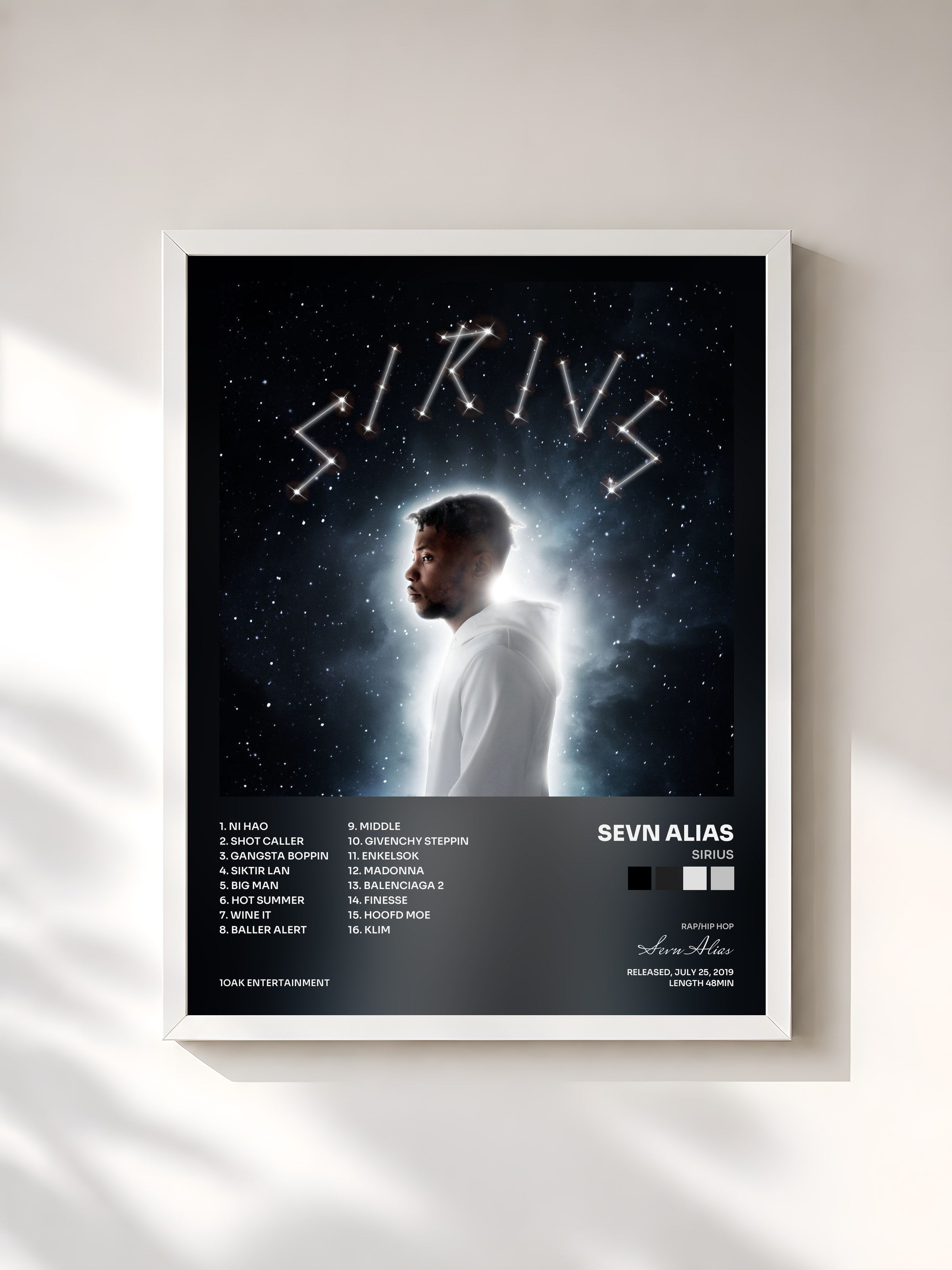 #blanc Tableau de l'album SIRIUS de Sevn Alias, cadre blanc, imprimé et encadré en France