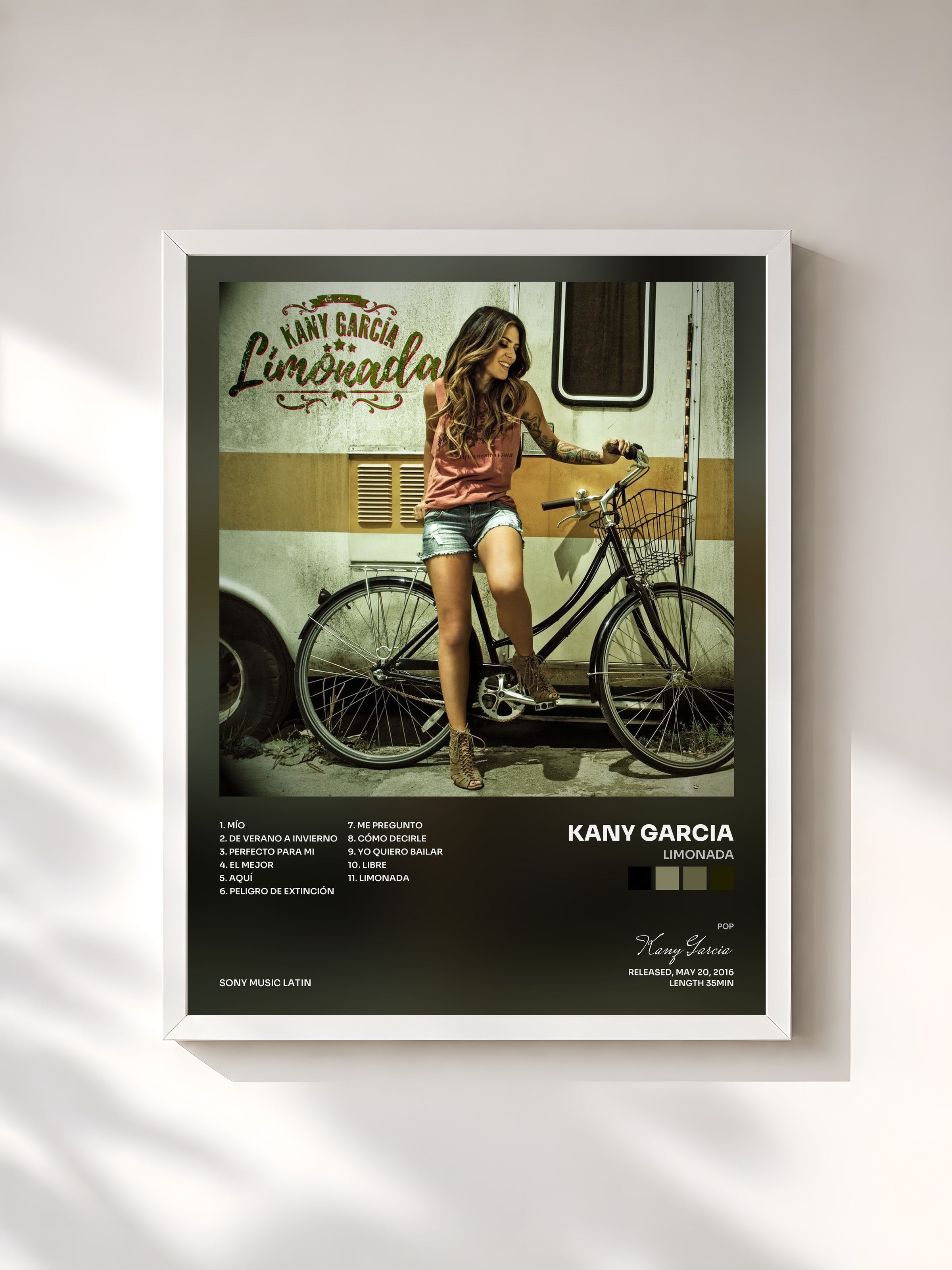 #blanc Tableau de l'album Limonada de Kany Garcia, cadre blanc, imprimé et encadré en France