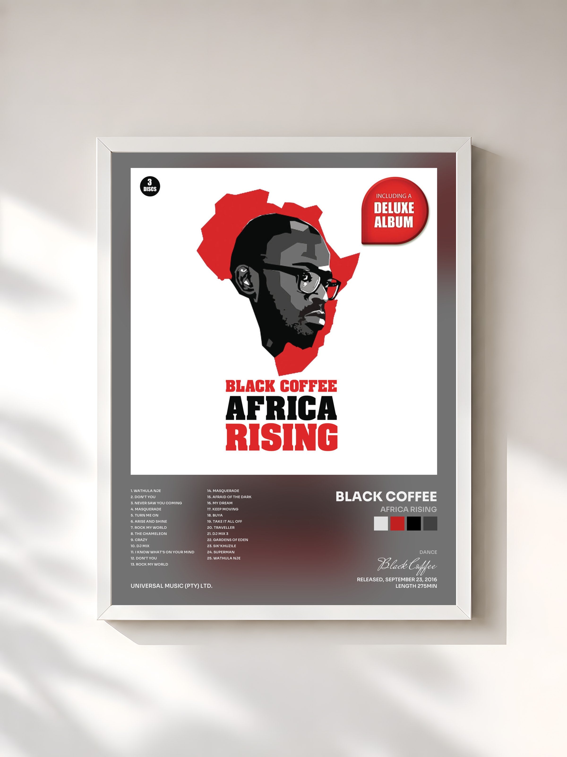 #blanc Tableau de l'album Africa Rising de Black Coffee, cadre blanc, imprimé et encadré en France