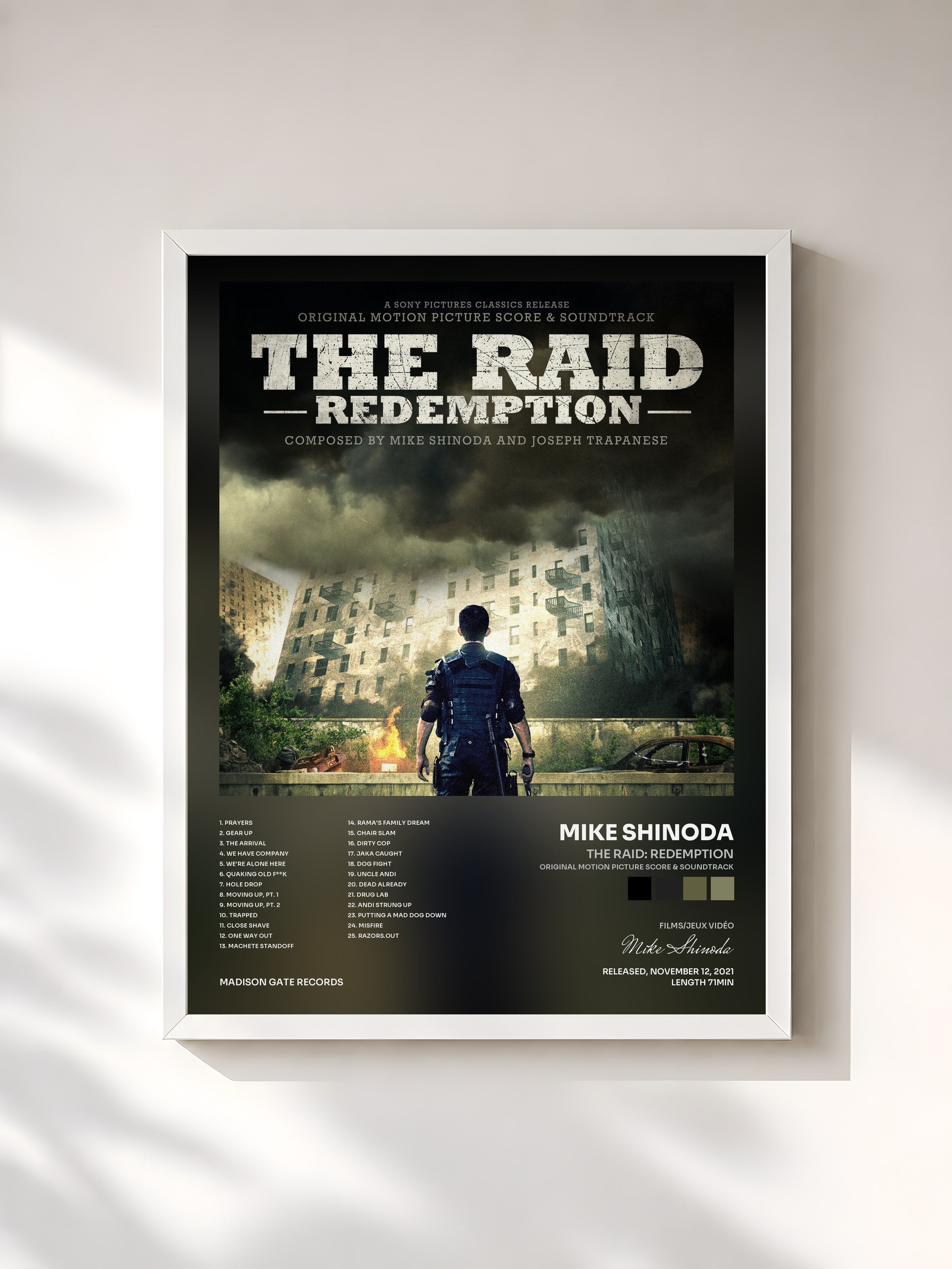 #blanc Tableau de l'album The Raid: Redemption (Original Motion Picture Score & Soundtrack) de Mike Shinoda, cadre blanc, imprimé et encadré en France