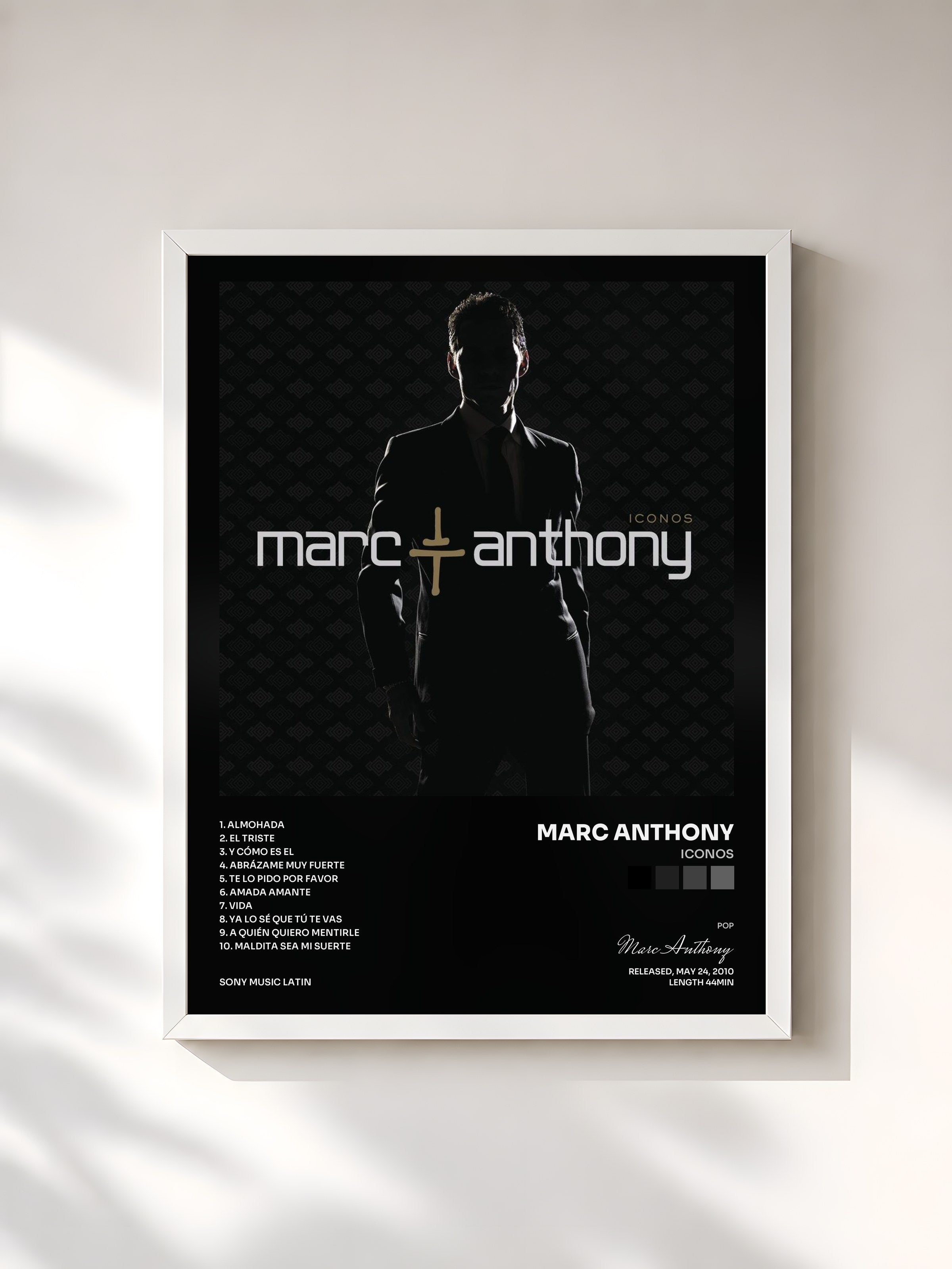 #blanc Tableau de l'album Iconos de Marc Anthony, cadre blanc, imprimé et encadré en France