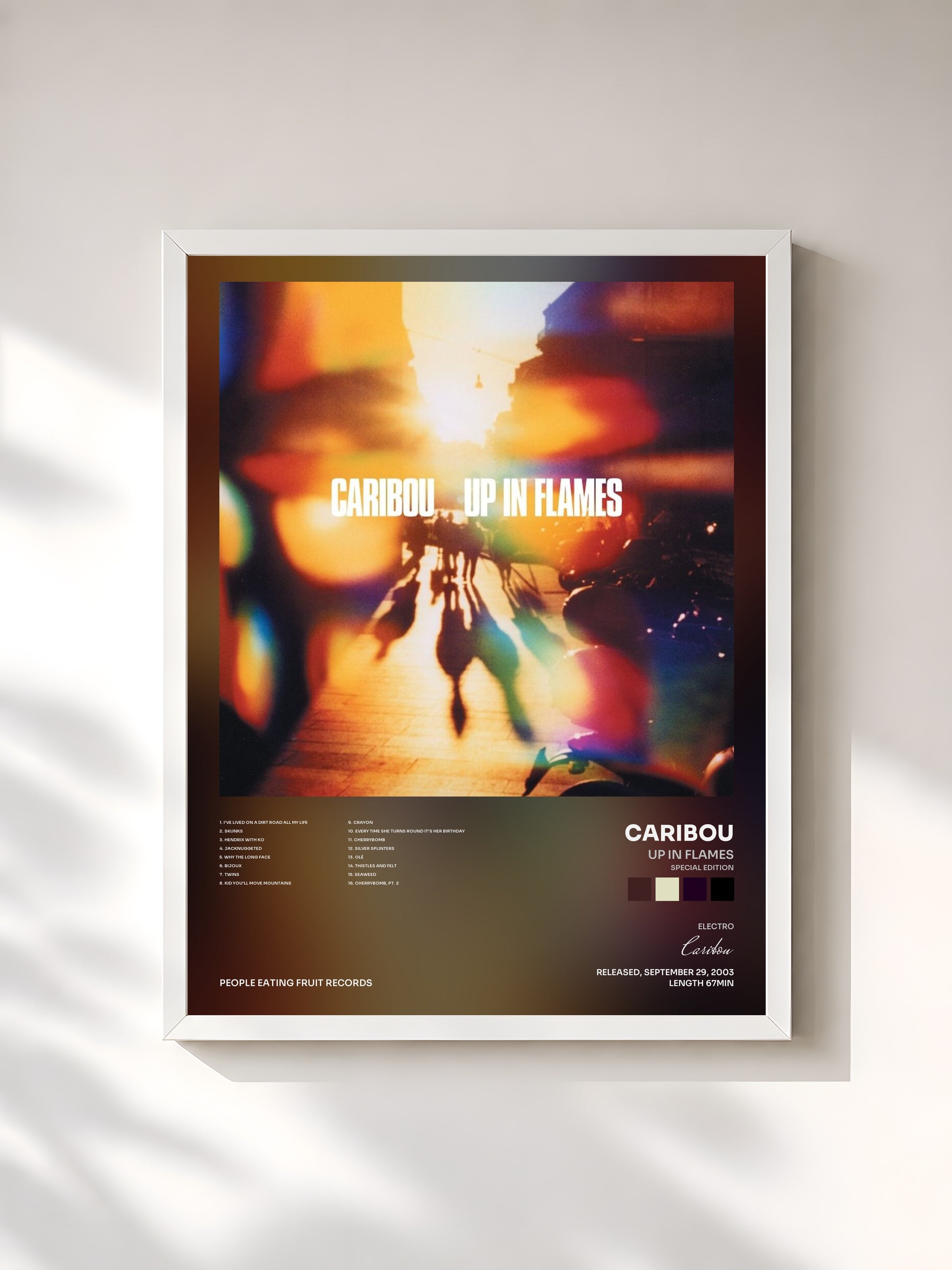 #blanc Tableau de l'album Up In Flames (Special Edition) de Caribou, cadre blanc, imprimé et encadré en France