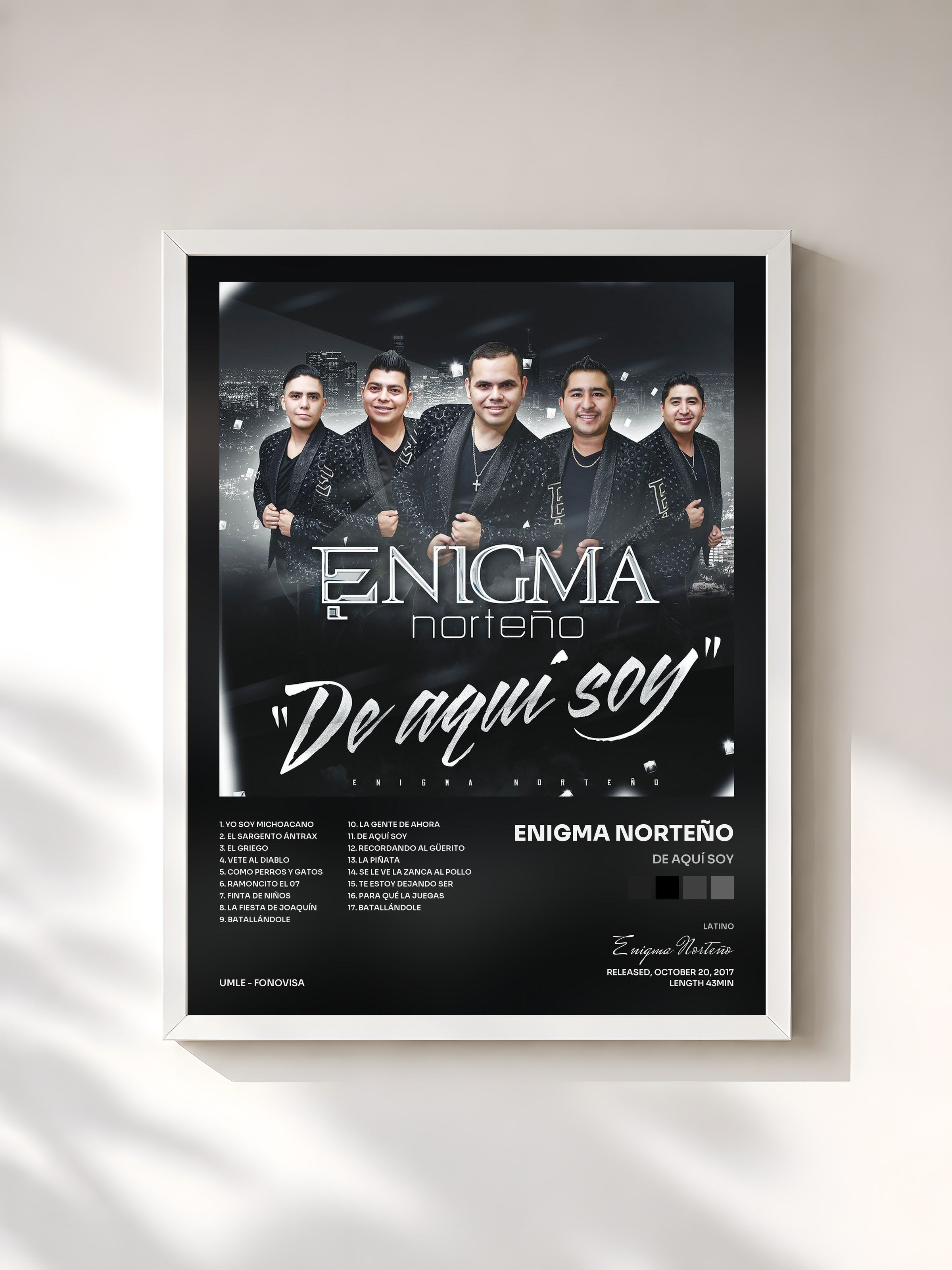#blanc Tableau de l'album De Aquí Soy de Enigma Norteño, cadre blanc, imprimé et encadré en France