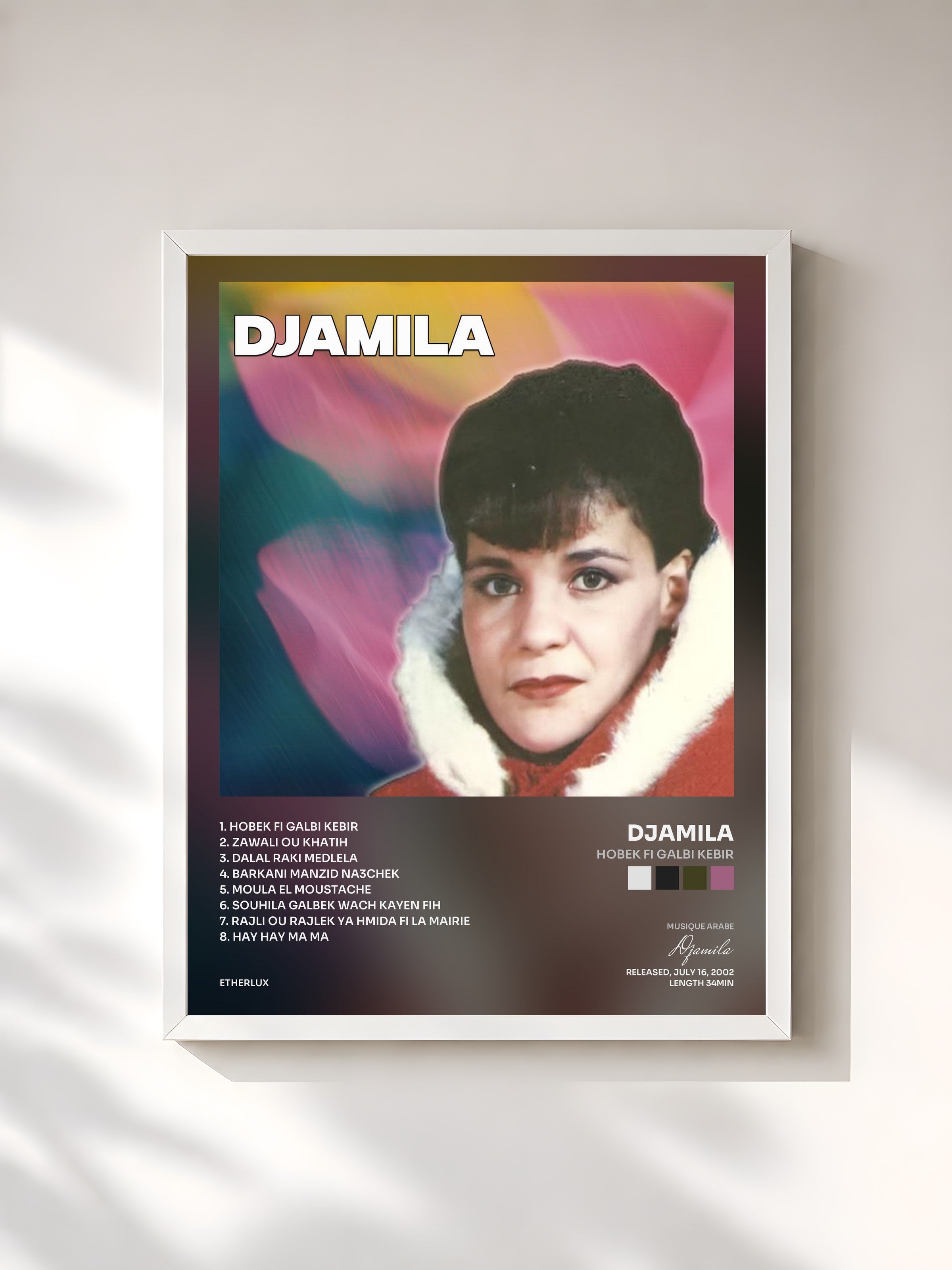 #blanc Tableau de l'album Hobek Fi Galbi Kebir de Djamila, cadre blanc, imprimé et encadré en France