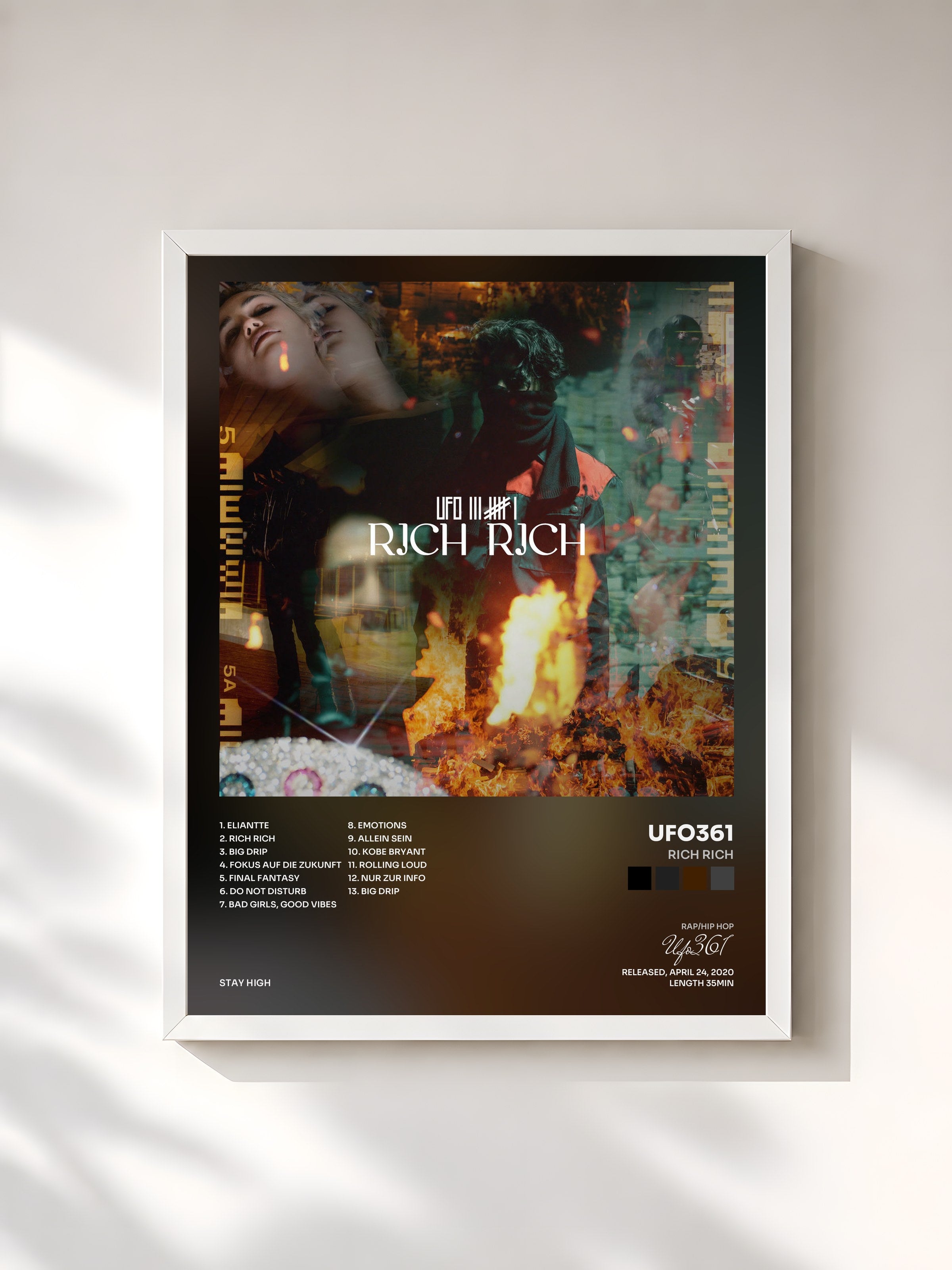 #blanc Tableau de l'album Rich Rich de Ufo361, cadre blanc, imprimé et encadré en France