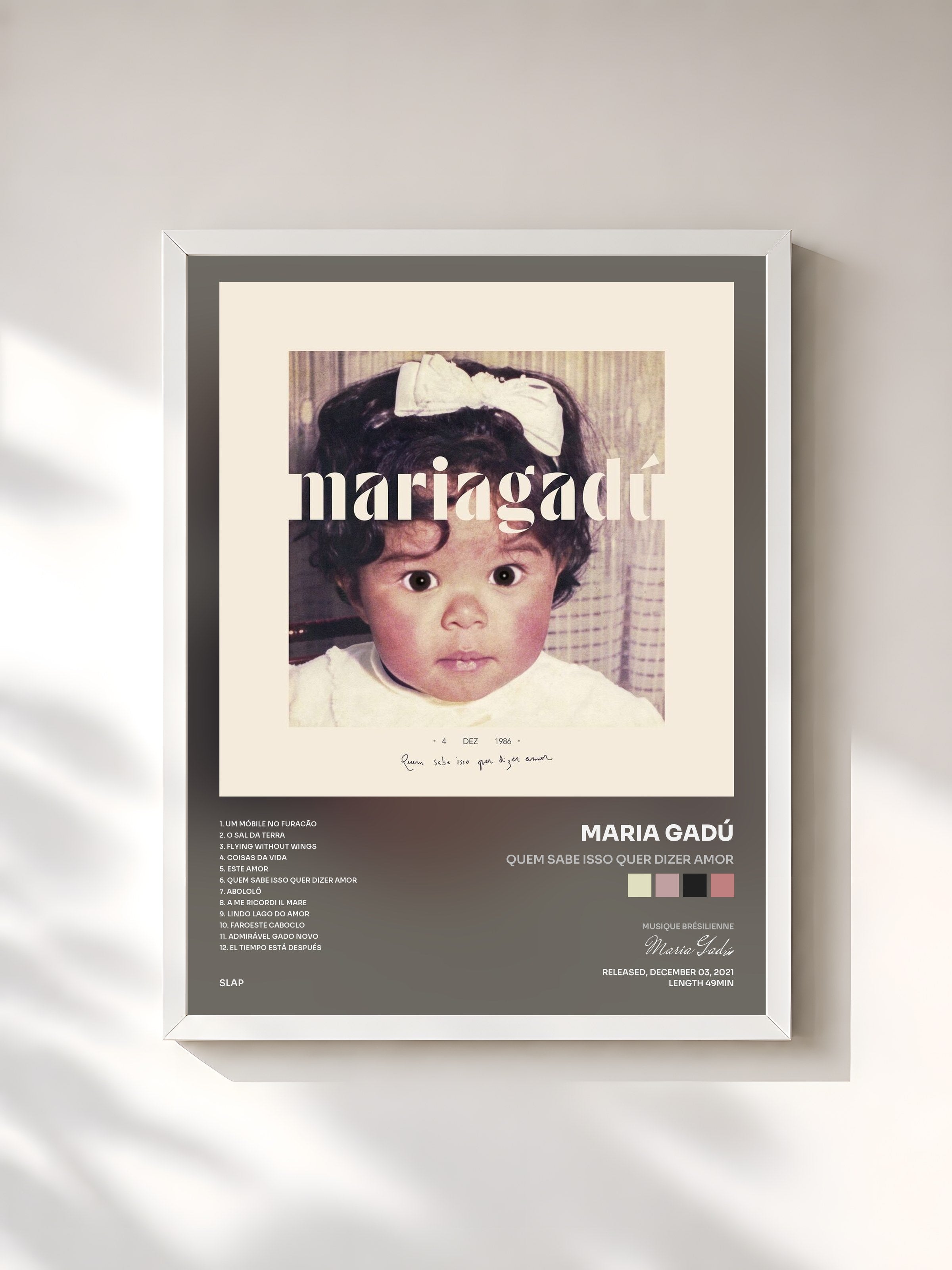 #blanc Tableau de l'album Quem Sabe Isso Quer Dizer Amor de Maria Gadú, cadre blanc, imprimé et encadré en France