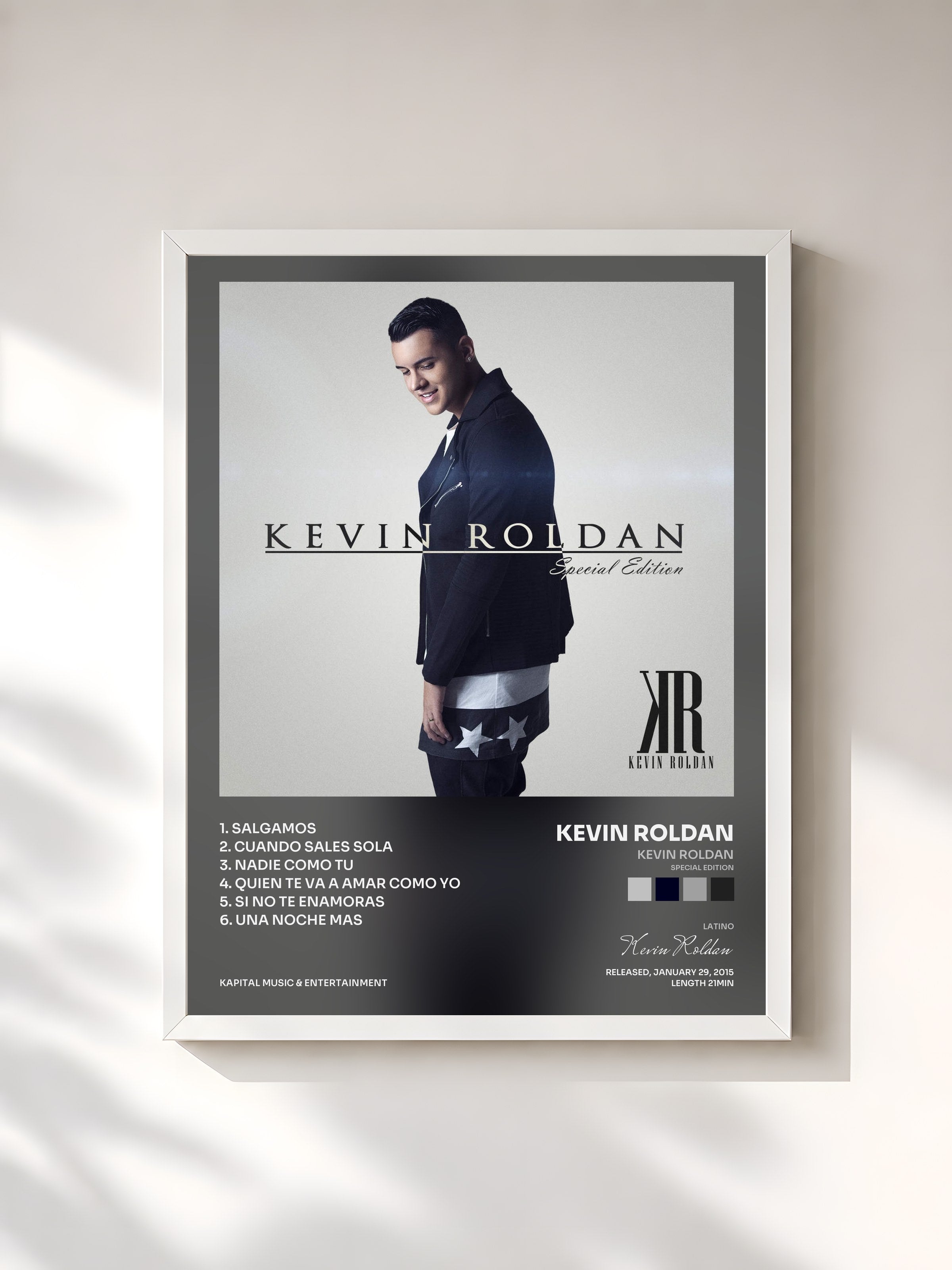 #blanc Tableau de l'album Kevin Roldan (Special Edition) de Kevin Roldan, cadre blanc, imprimé et encadré en France