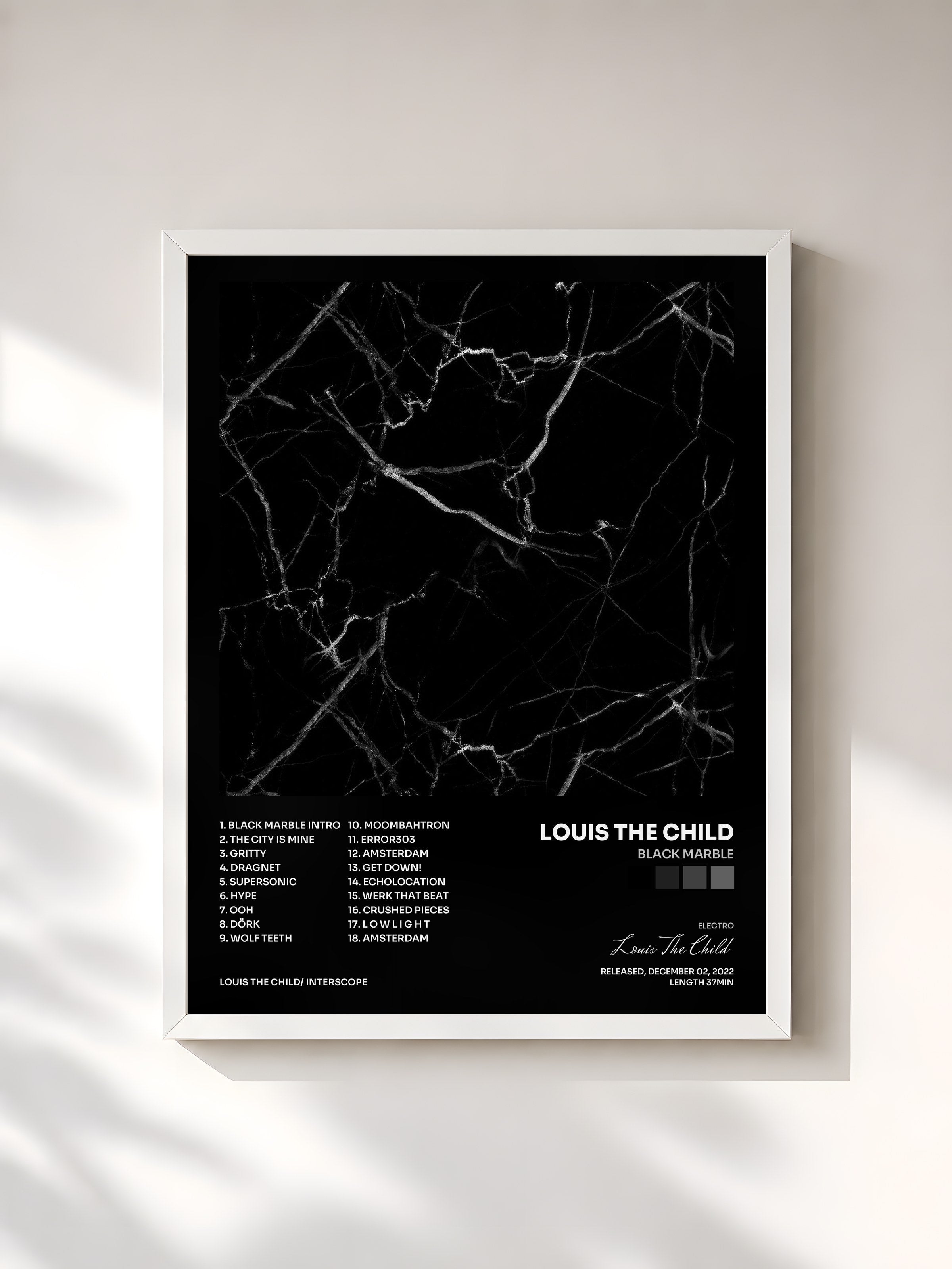 #blanc Tableau de l'album Black Marble de Louis The Child, cadre blanc, imprimé et encadré en France