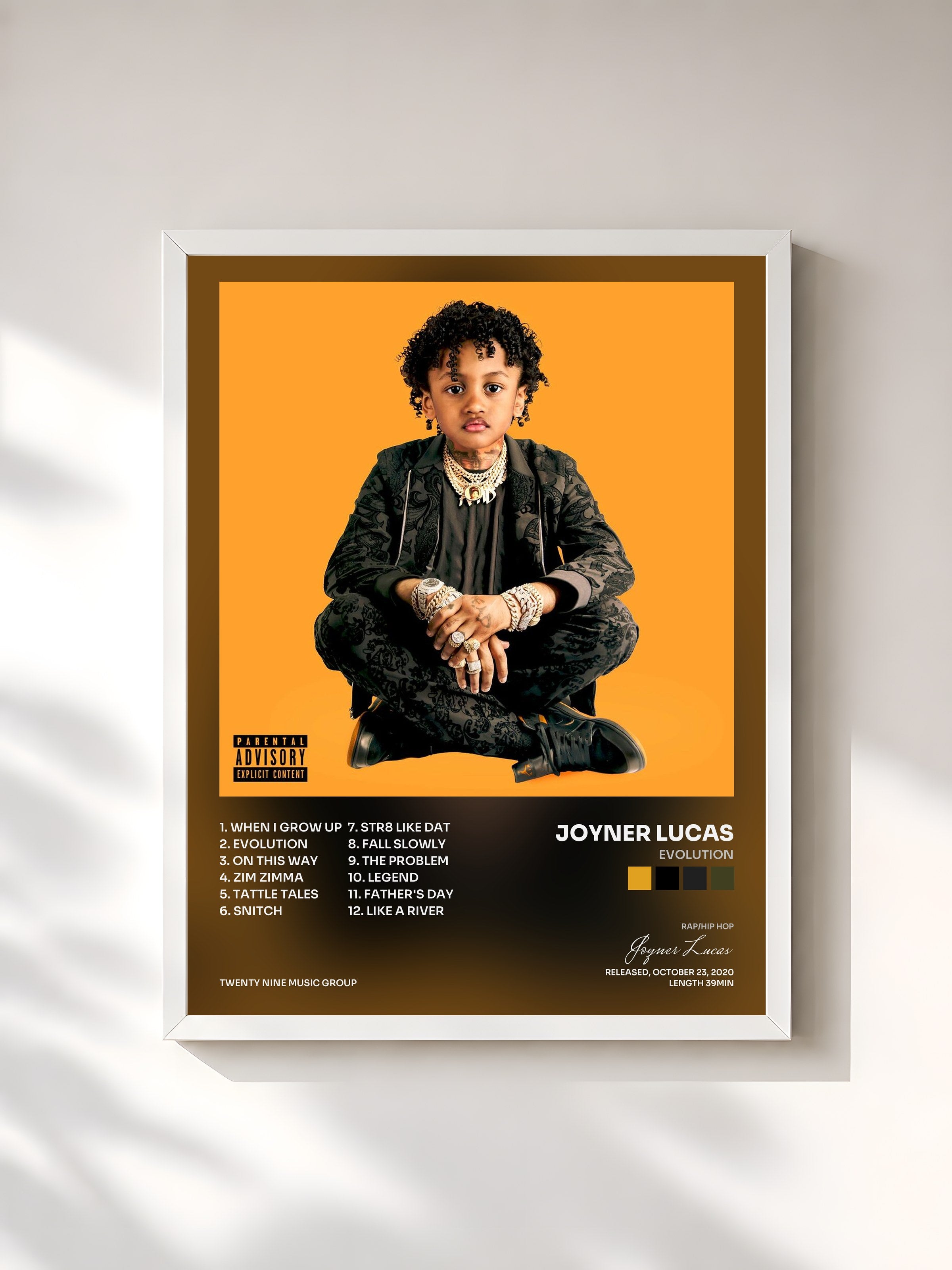 #blanc Tableau de l'album Evolution de Joyner Lucas, cadre blanc, imprimé et encadré en France