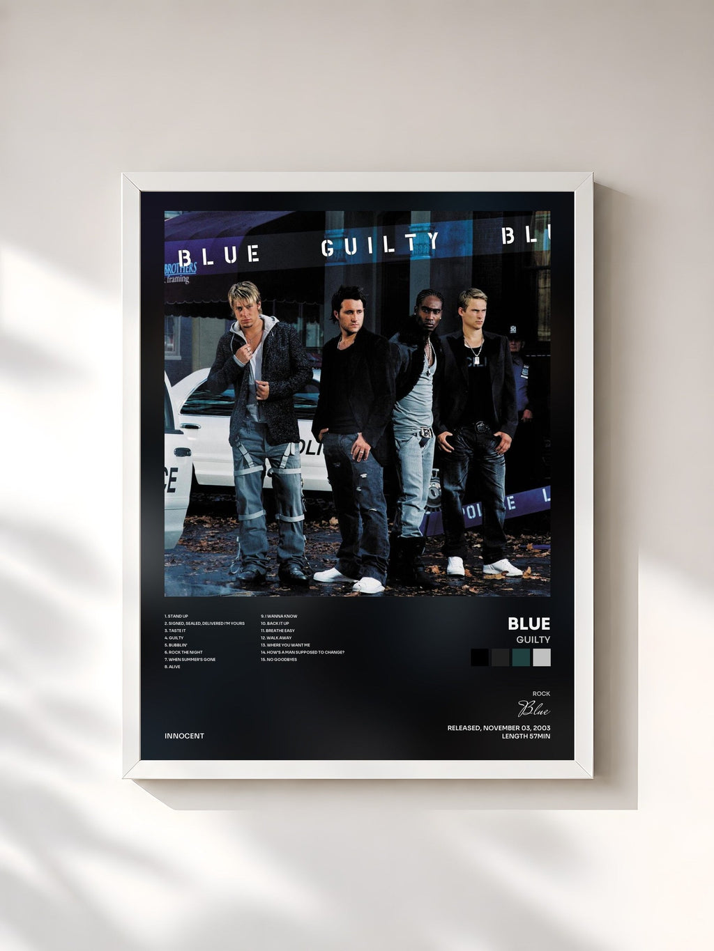 #blanc Guilty di Blue in stampa incorniciata, cornice bianca, stampata e incorniciata in Francia