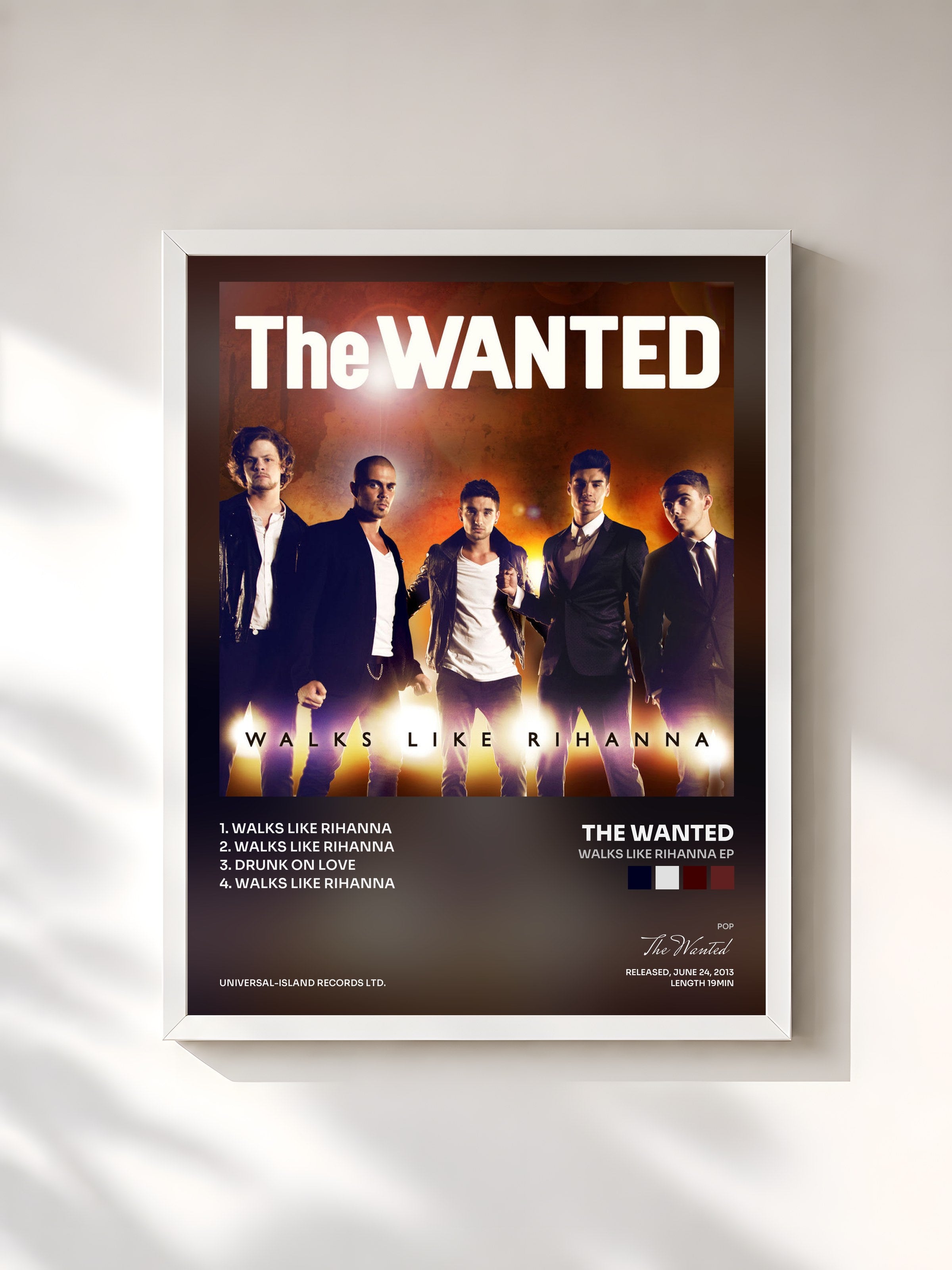 #blanc Tableau de l'album Walks Like Rihanna EP de The Wanted, cadre blanc, imprimé et encadré en France