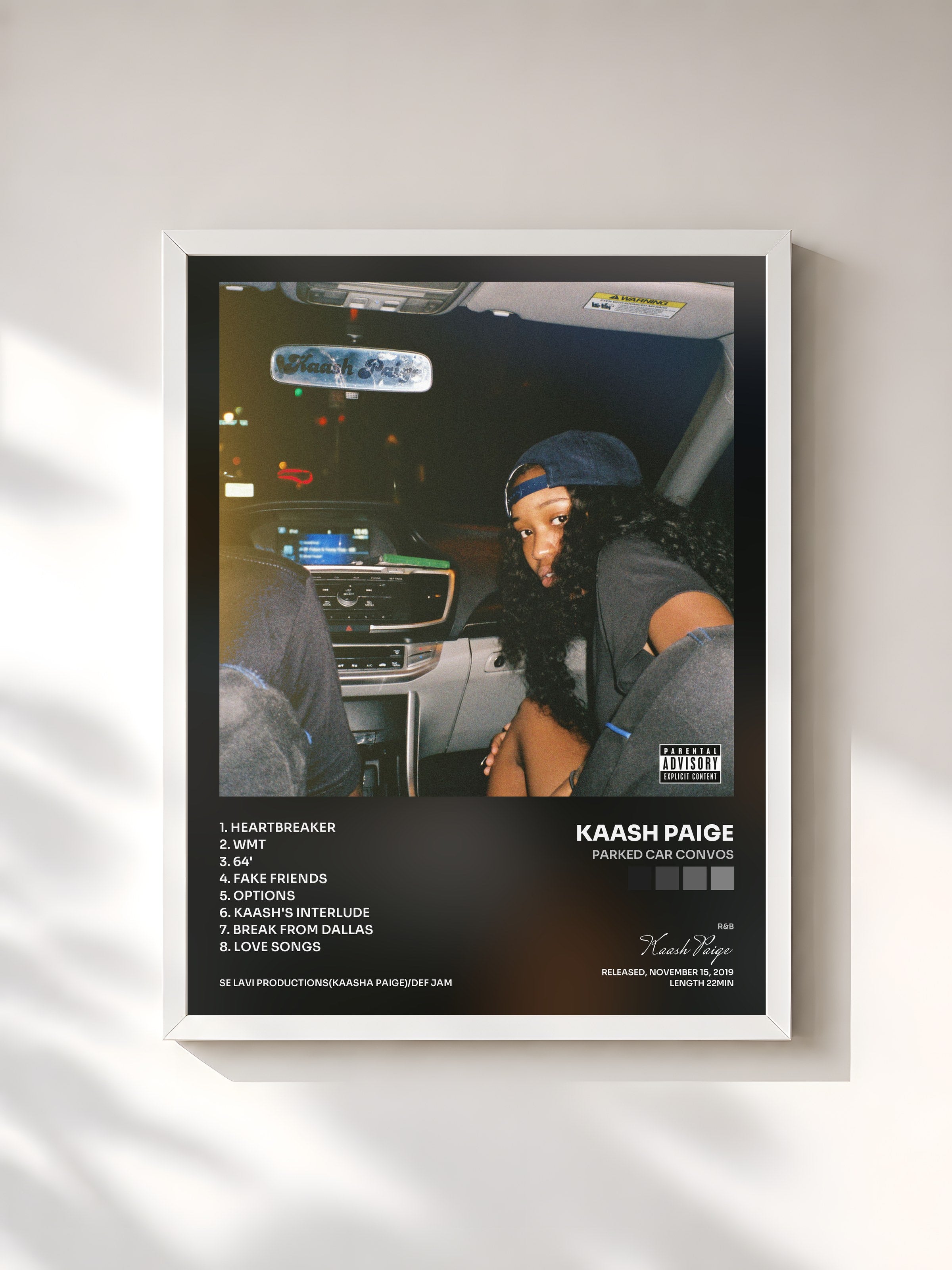 #blanc Tableau de l'album Parked Car Convos de Kaash Paige, cadre blanc, imprimé et encadré en France