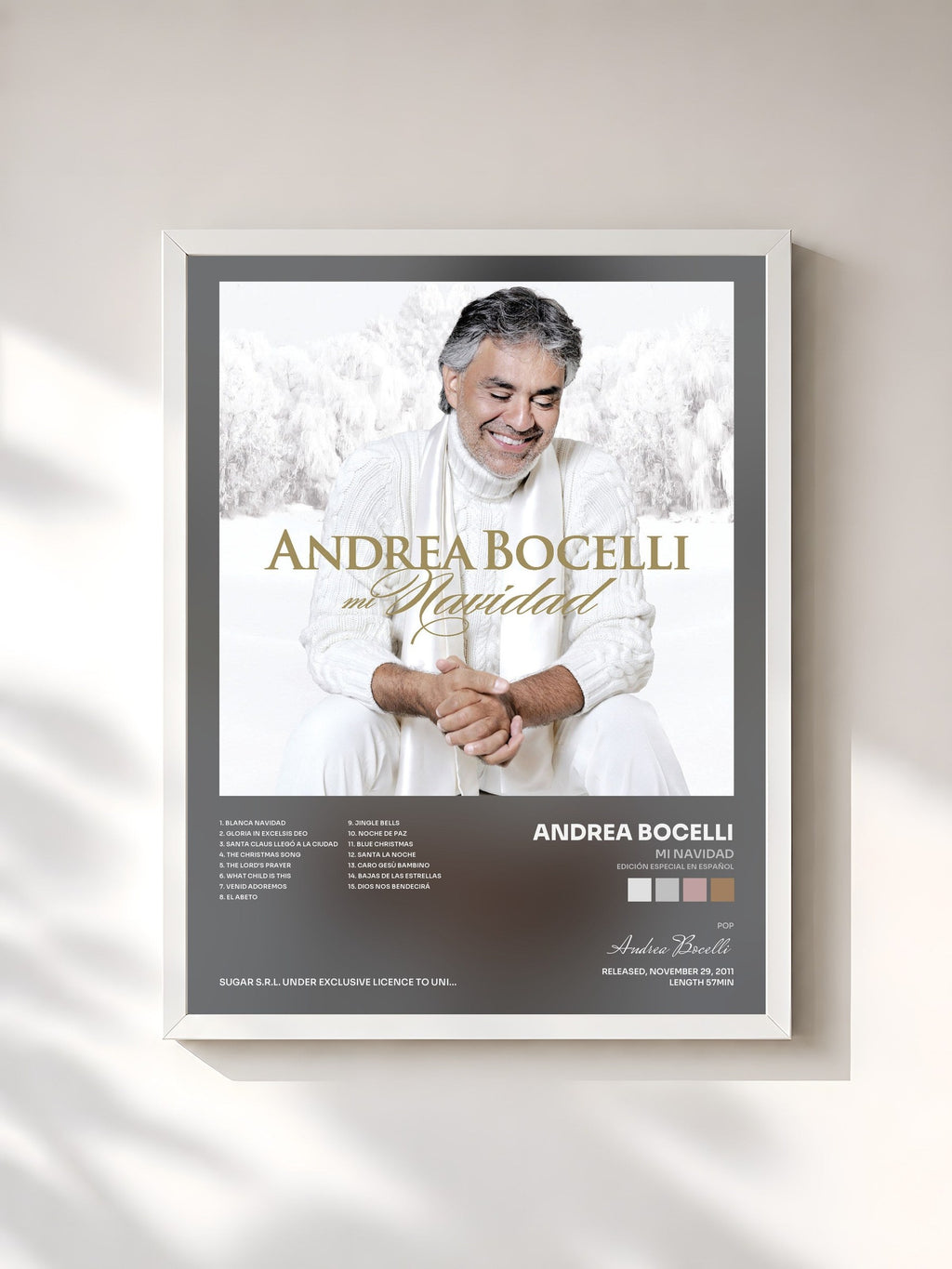 #blanc Mi Navidad (Edición Especial En Español) di Andrea Bocelli in stampa incorniciata, cornice bianca, stampata e incorniciata in Francia