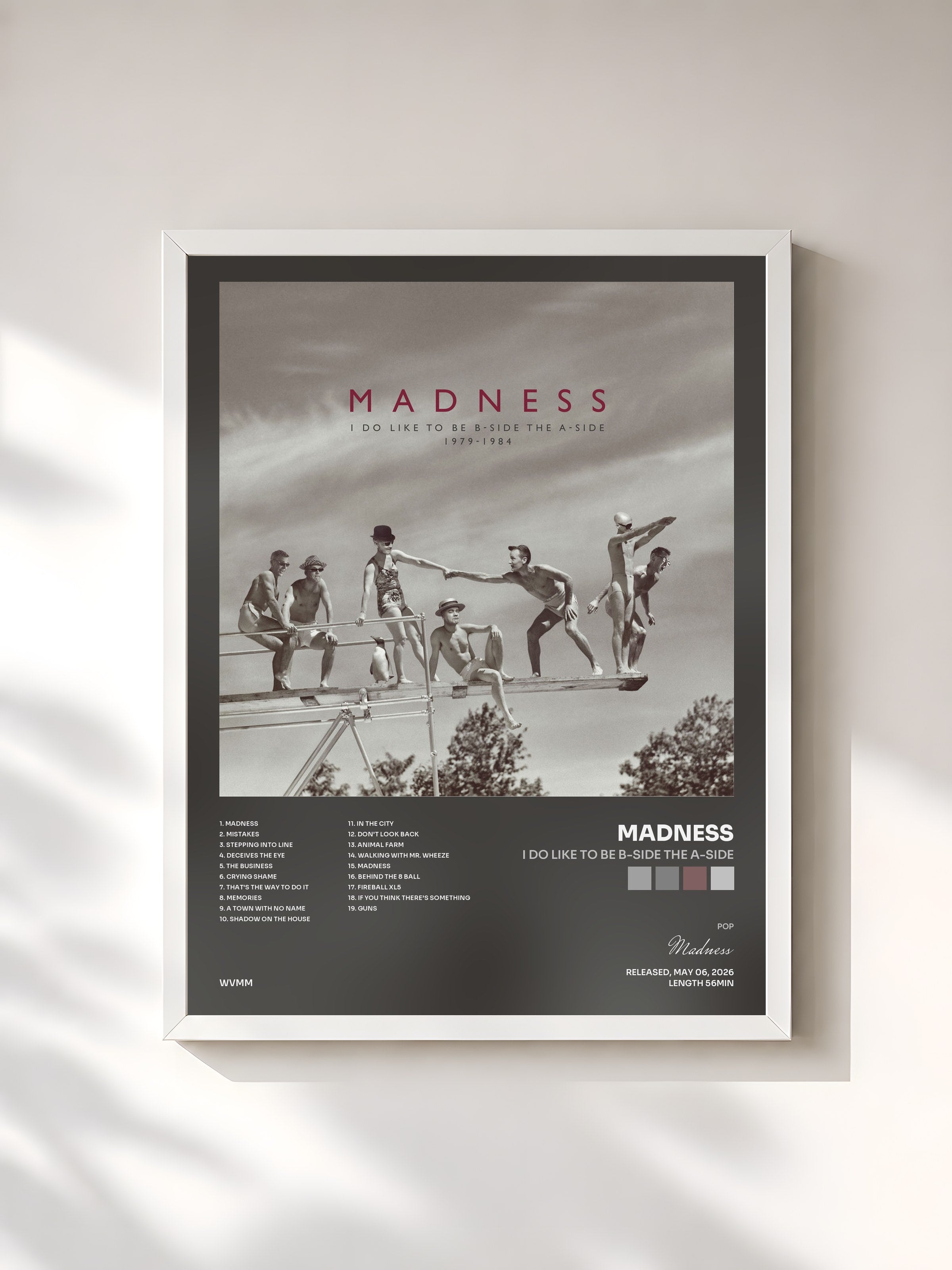 #blanc Tableau de l'album I Do Like To Be B-Side The A-Side de Madness, cadre blanc, imprimé et encadré en France