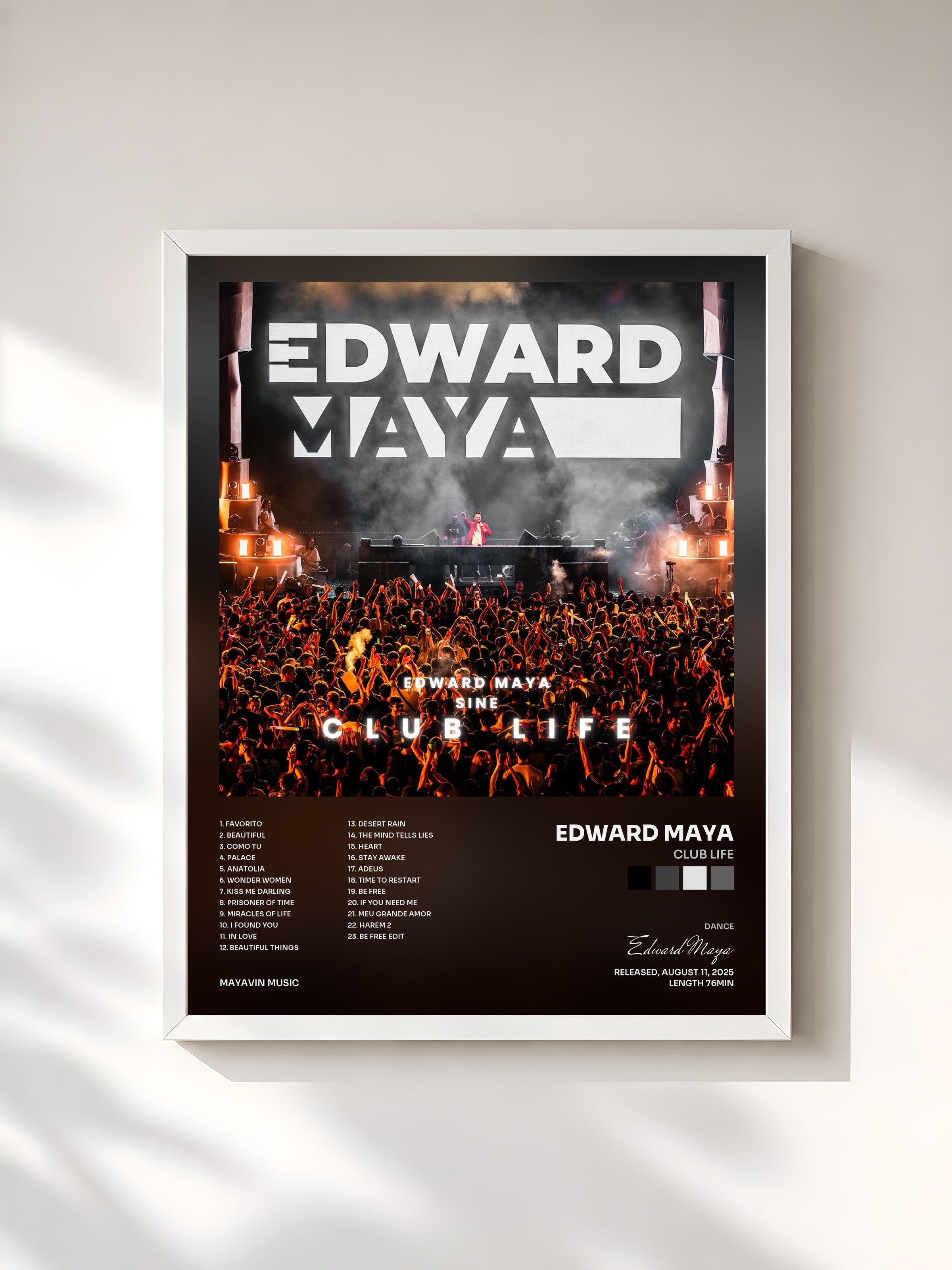 #blanc Tableau de l'album Club Life de Edward Maya, cadre blanc, imprimé et encadré en France