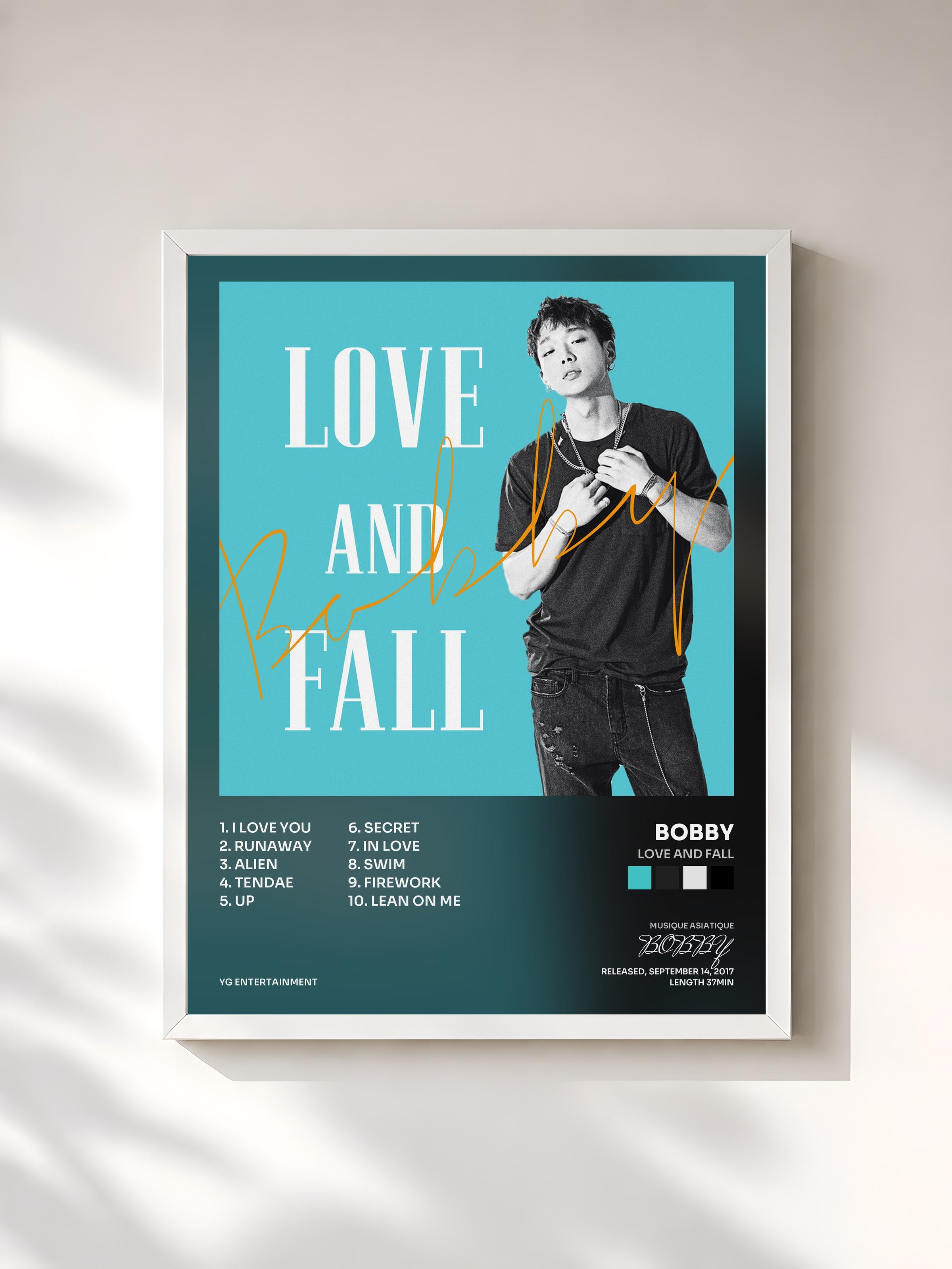 #blanc Tableau de l'album LOVE AND FALL de BOBBY, cadre blanc, imprimé et encadré en France