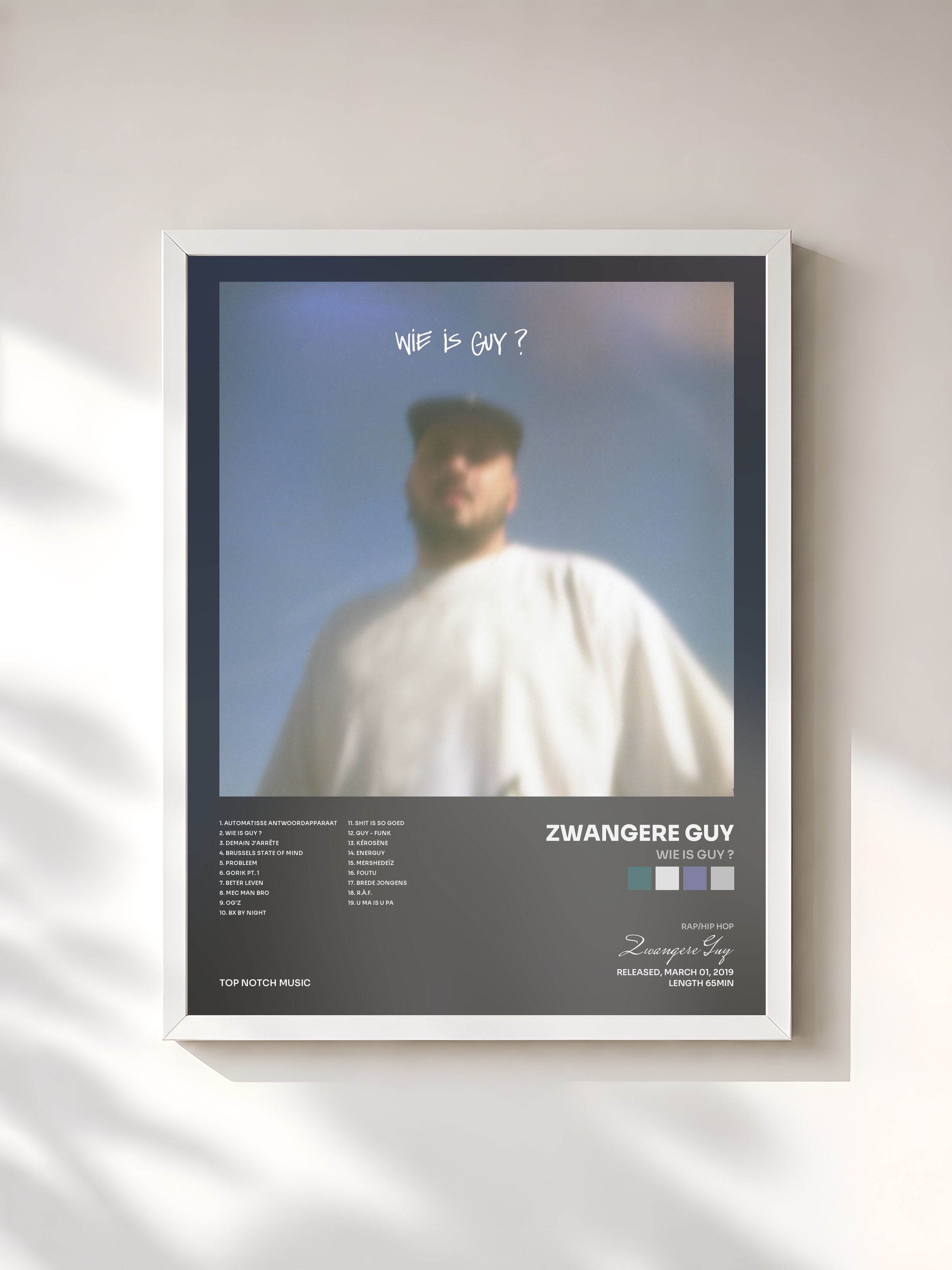 #blanc Tableau de l'album Wie Is Guy ? de Zwangere Guy, cadre blanc, imprimé et encadré en France