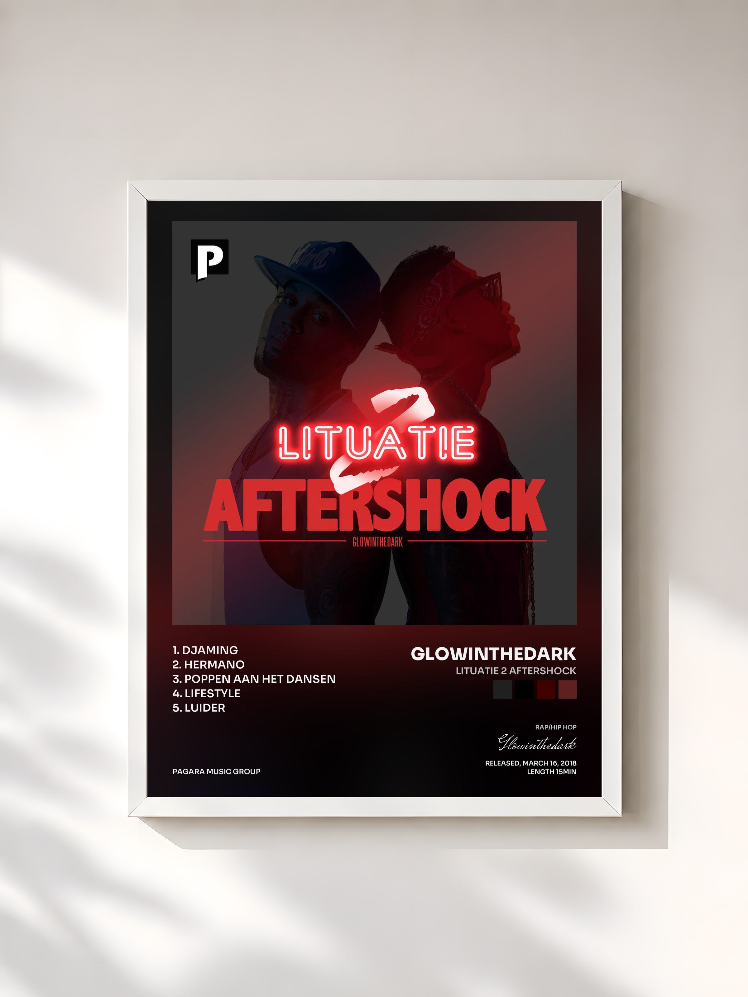 #blanc Tableau de l'album Lituatie 2 Aftershock de Glowinthedark, cadre blanc, imprimé et encadré en France