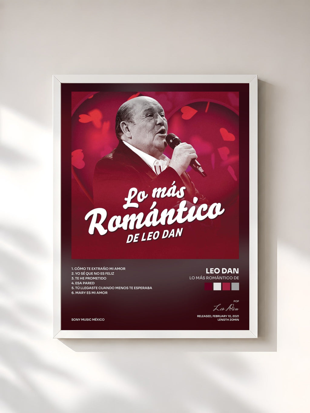 #blanc Lo Más Romántico by de Leo Dan as a framed art print, white frame, printed and framed in France