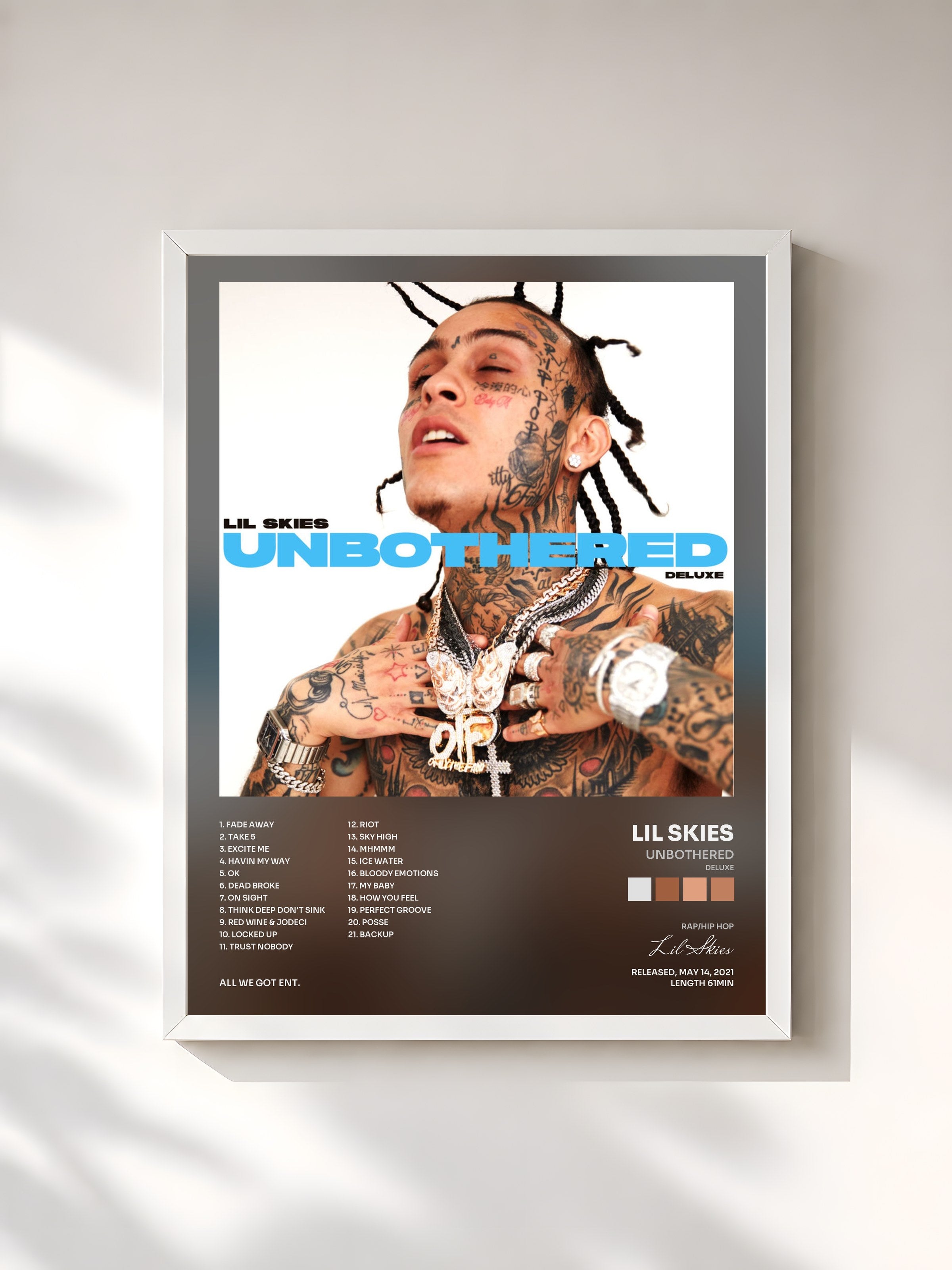 #blanc Tableau de l'album Unbothered (Deluxe) de Lil Skies, cadre blanc, imprimé et encadré en France