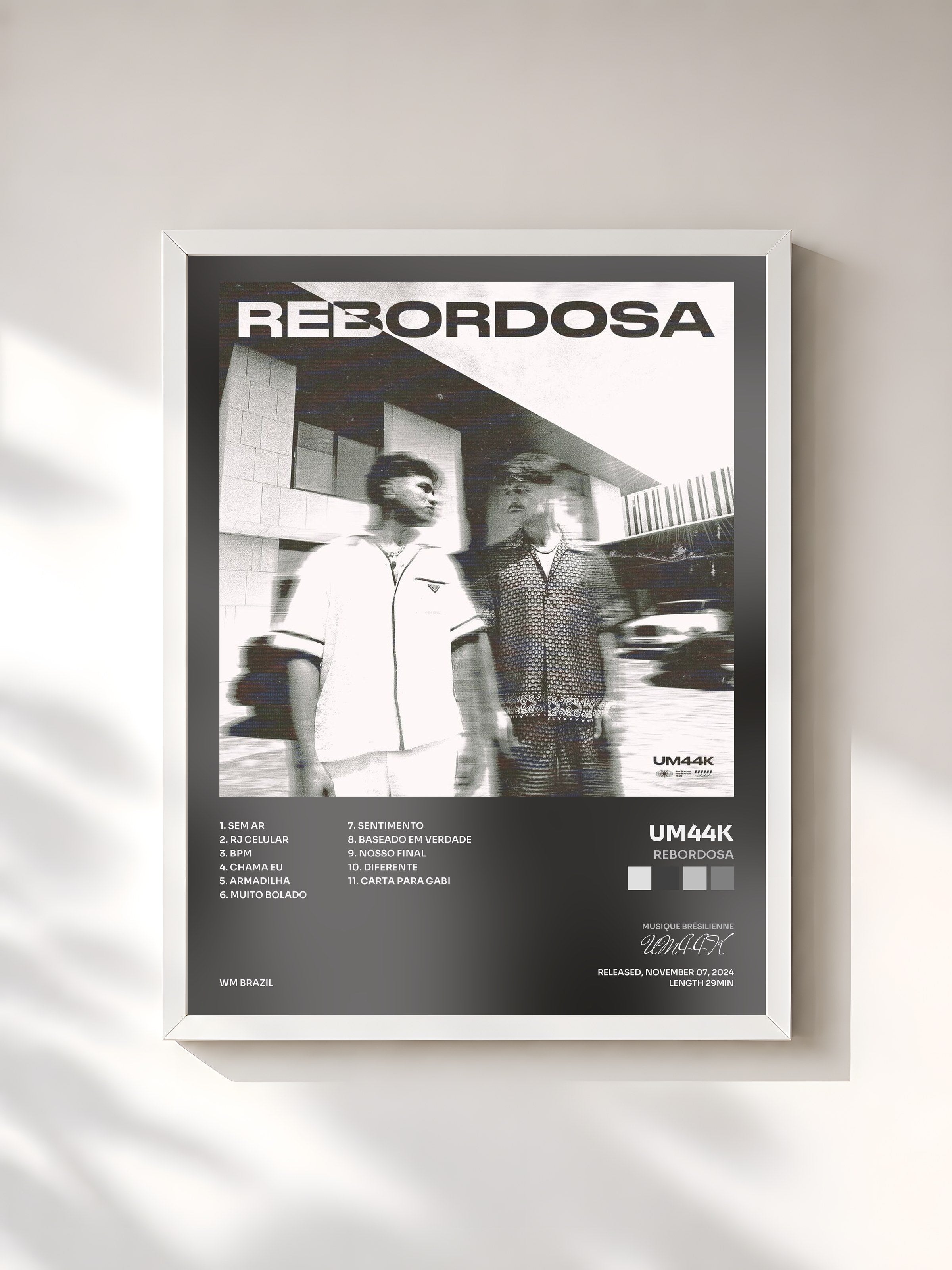 #blanc Tableau de l'album Rebordosa de UM44K, cadre blanc, imprimé et encadré en France