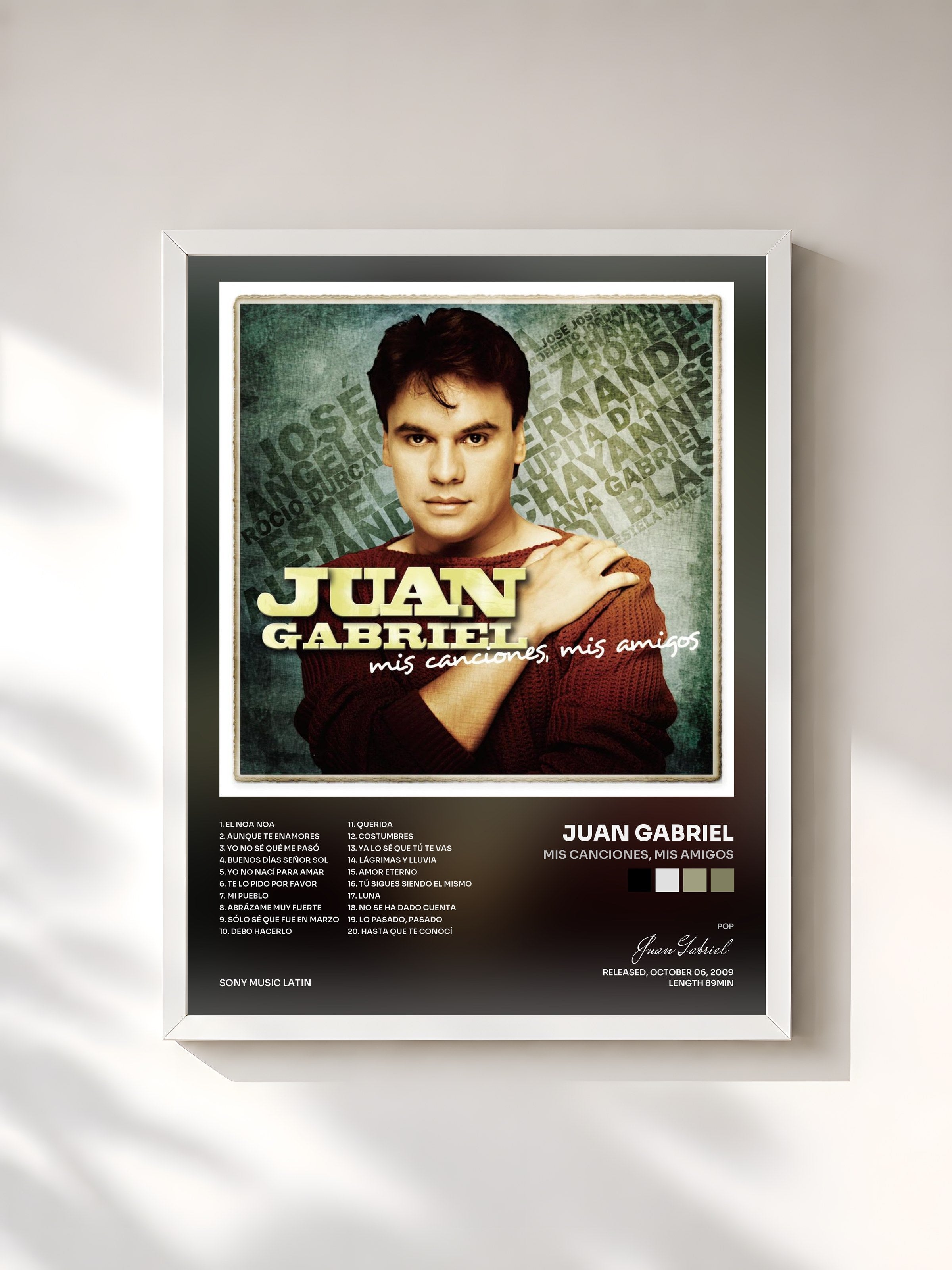 #blanc Tableau de l'album Mis Canciones, Mis Amigos de Juan Gabriel, cadre blanc, imprimé et encadré en France