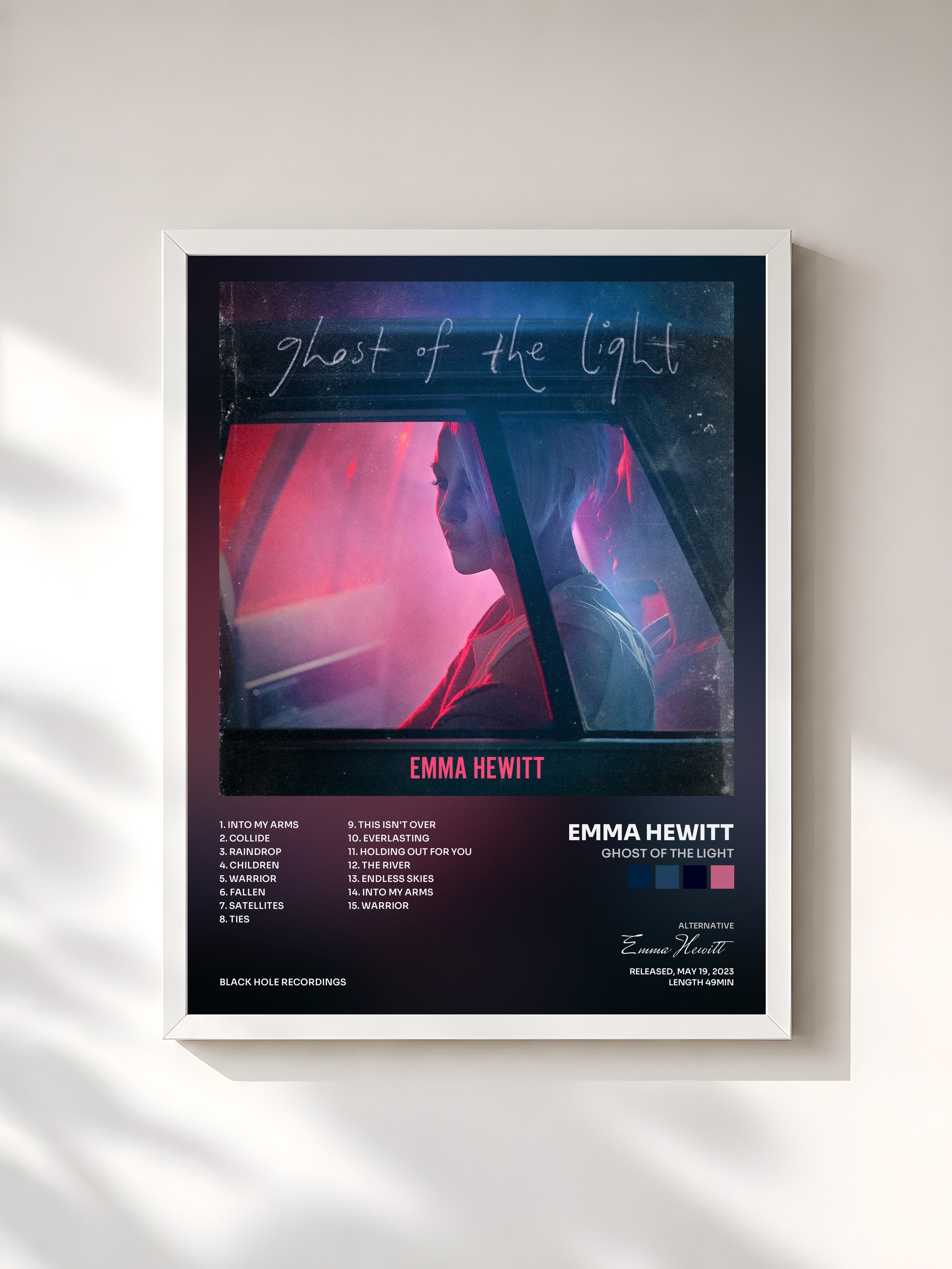 #blanc Tableau de l'album Ghost of the Light de Emma Hewitt, cadre blanc, imprimé et encadré en France