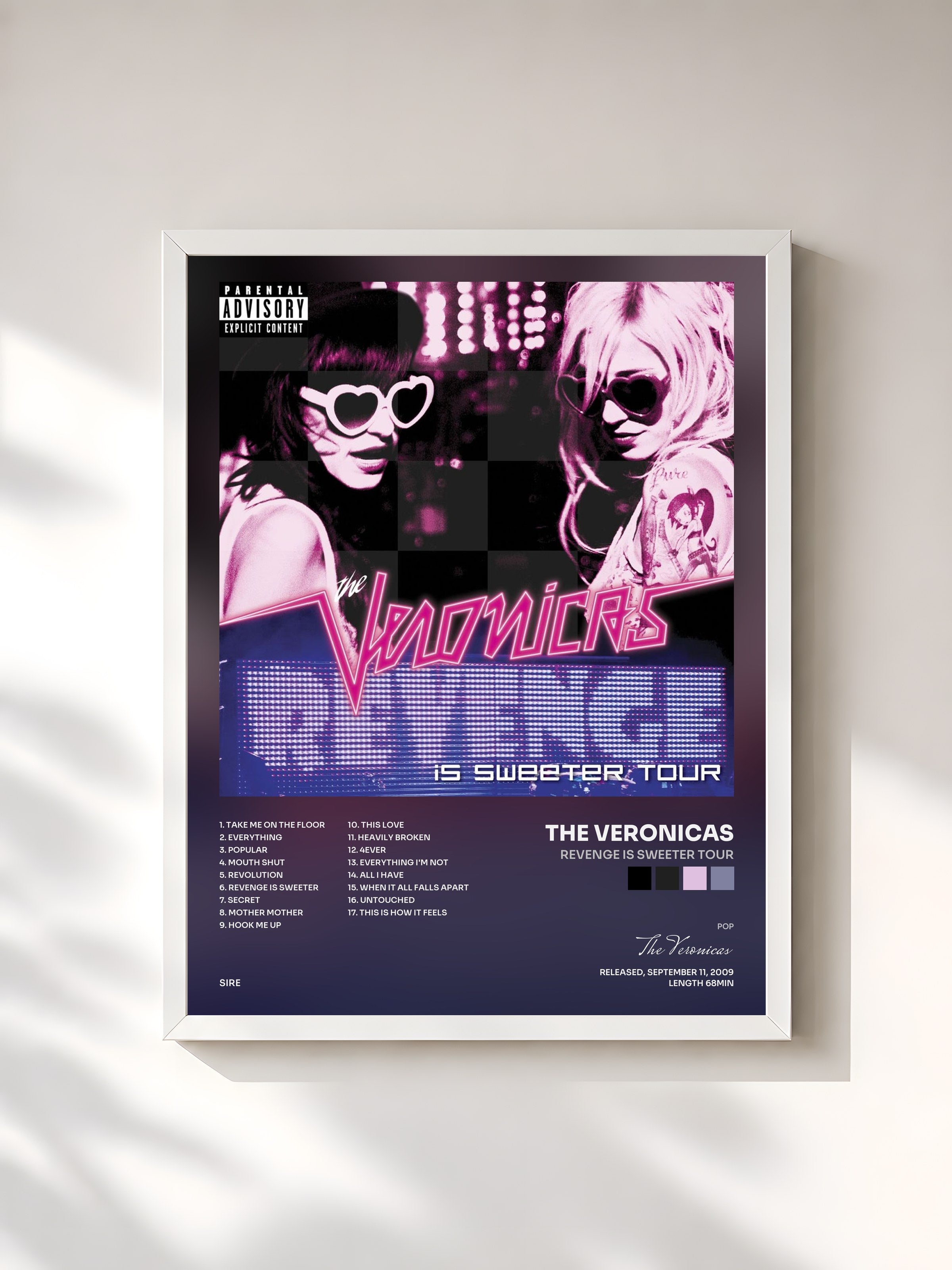 #blanc Tableau de l'album Revenge Is Sweeter Tour de The Veronicas, cadre blanc, imprimé et encadré en France