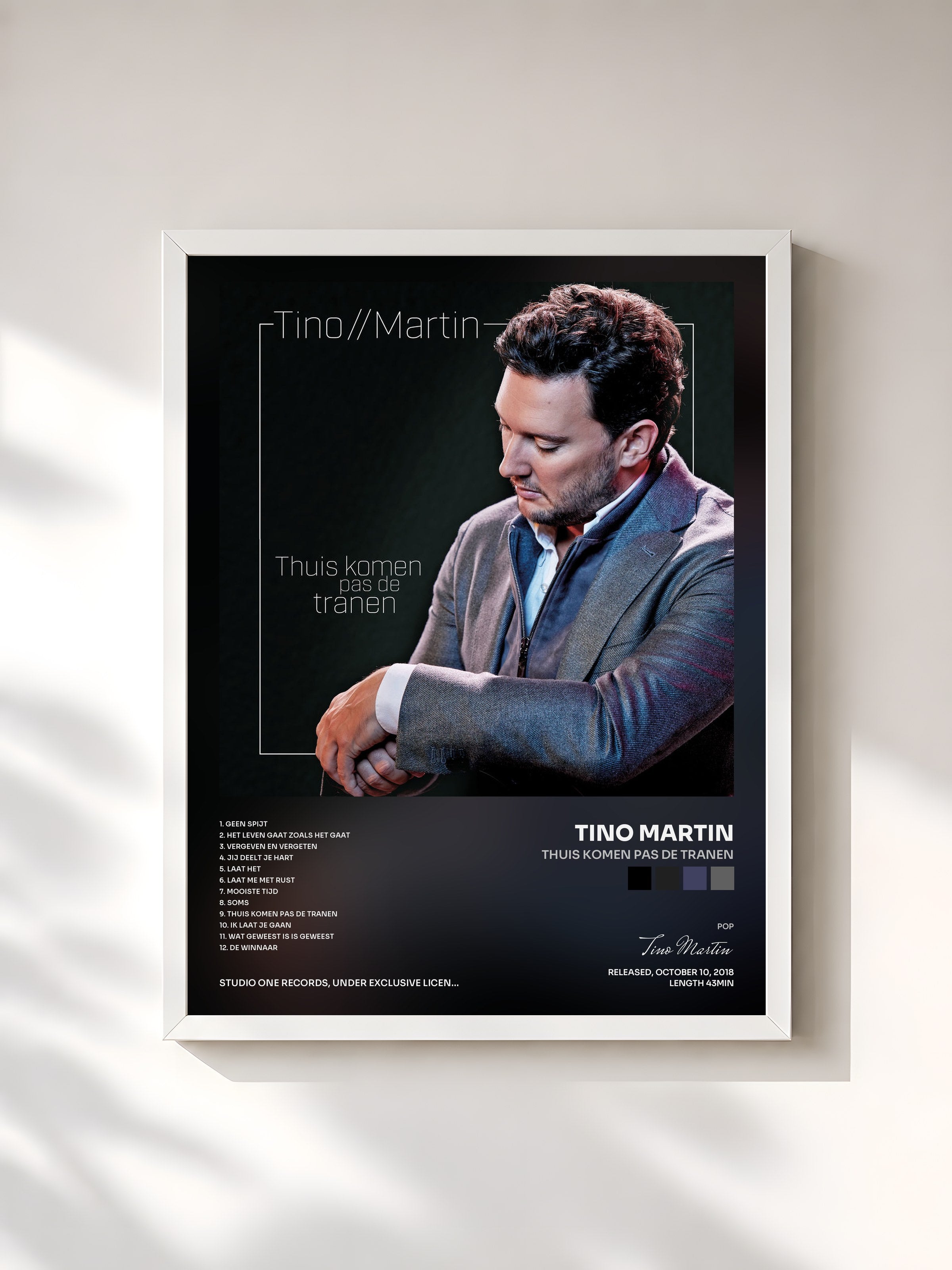 #blanc Tableau de l'album Thuis Komen Pas De Tranen de Tino Martin, cadre blanc, imprimé et encadré en France
