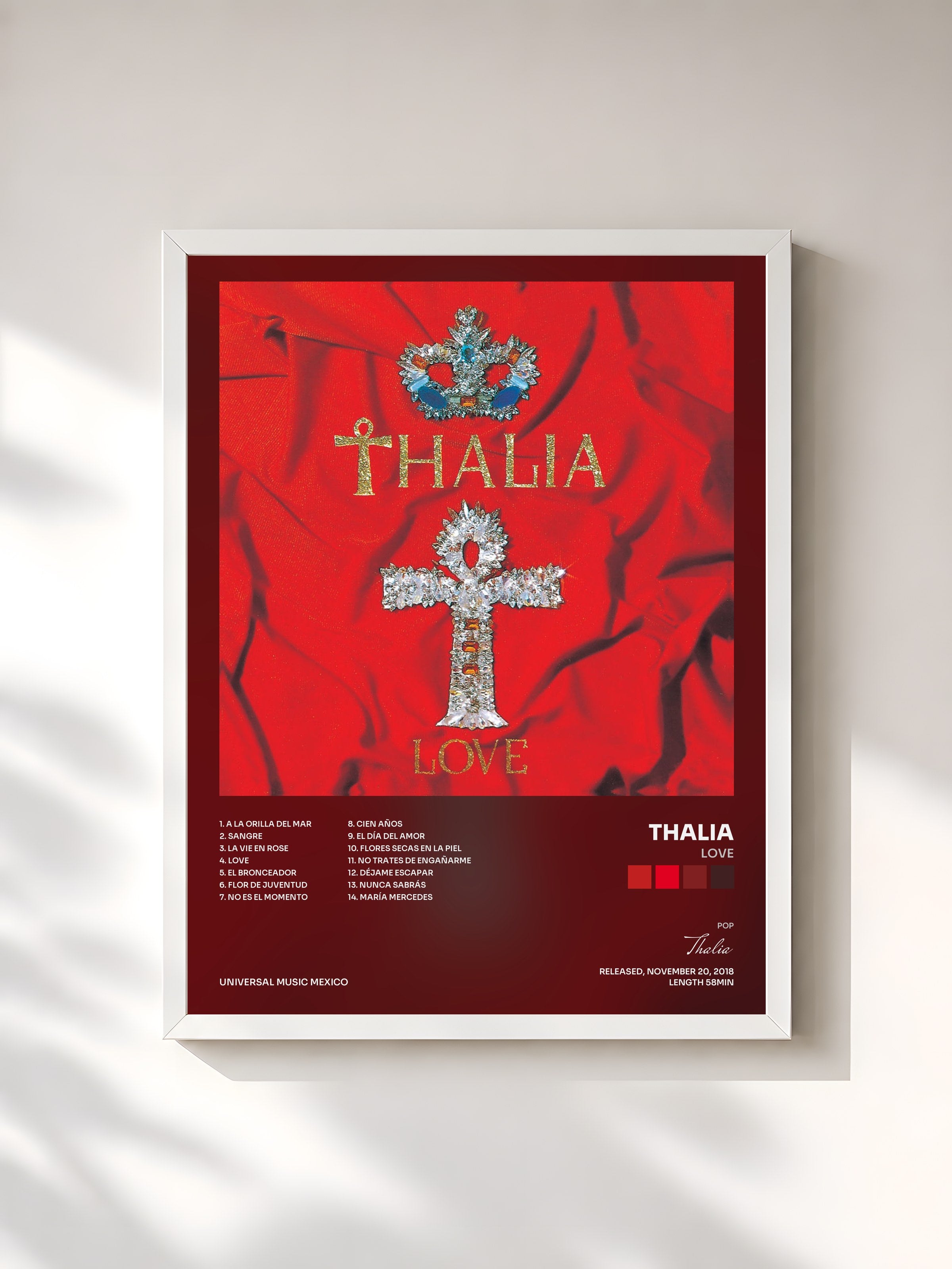 #blanc Tableau de l'album Love de Thalia, cadre blanc, imprimé et encadré en France