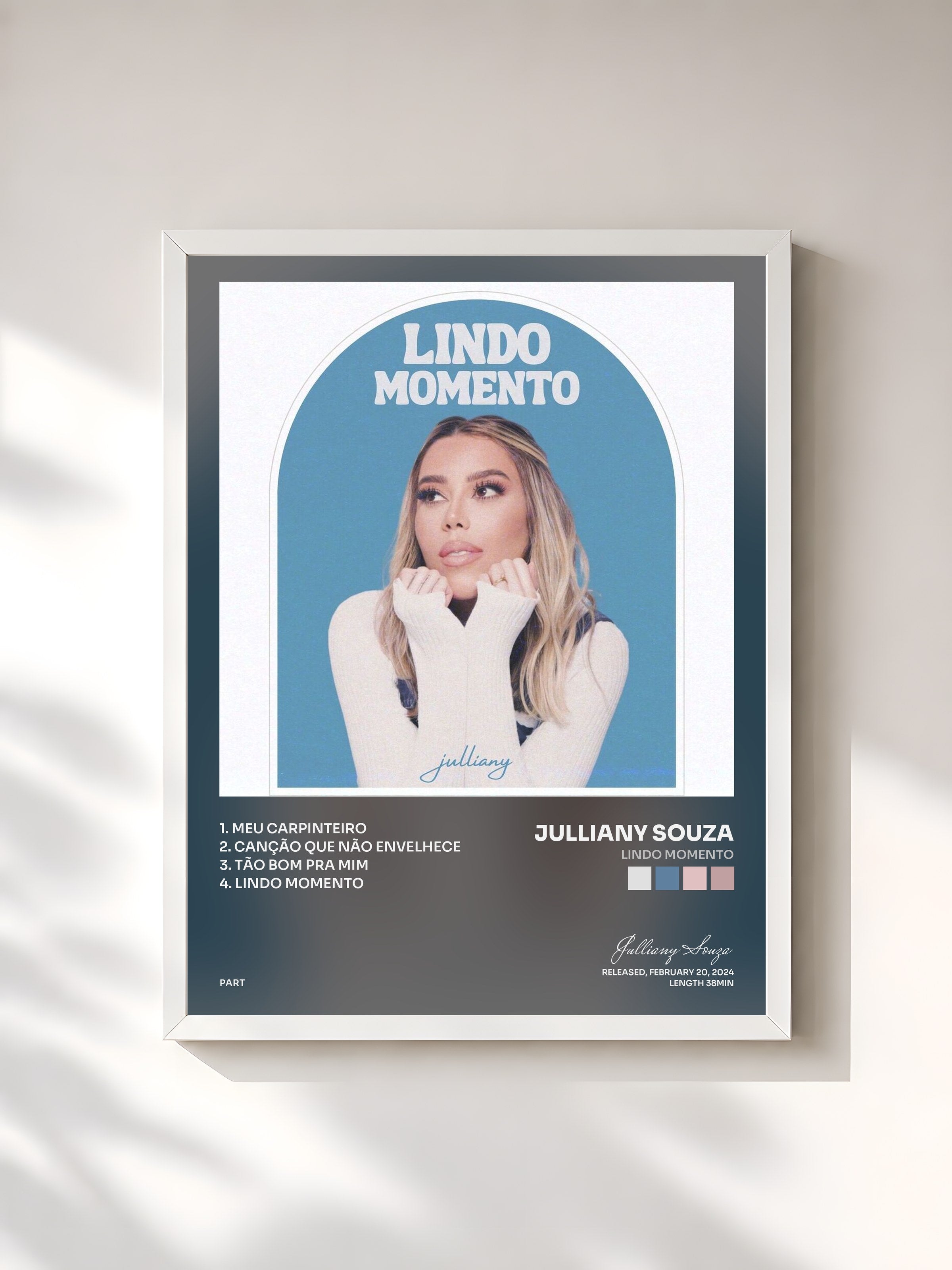 #blanc Tableau de l'album Lindo Momento de Julliany Souza, cadre blanc, imprimé et encadré en France
