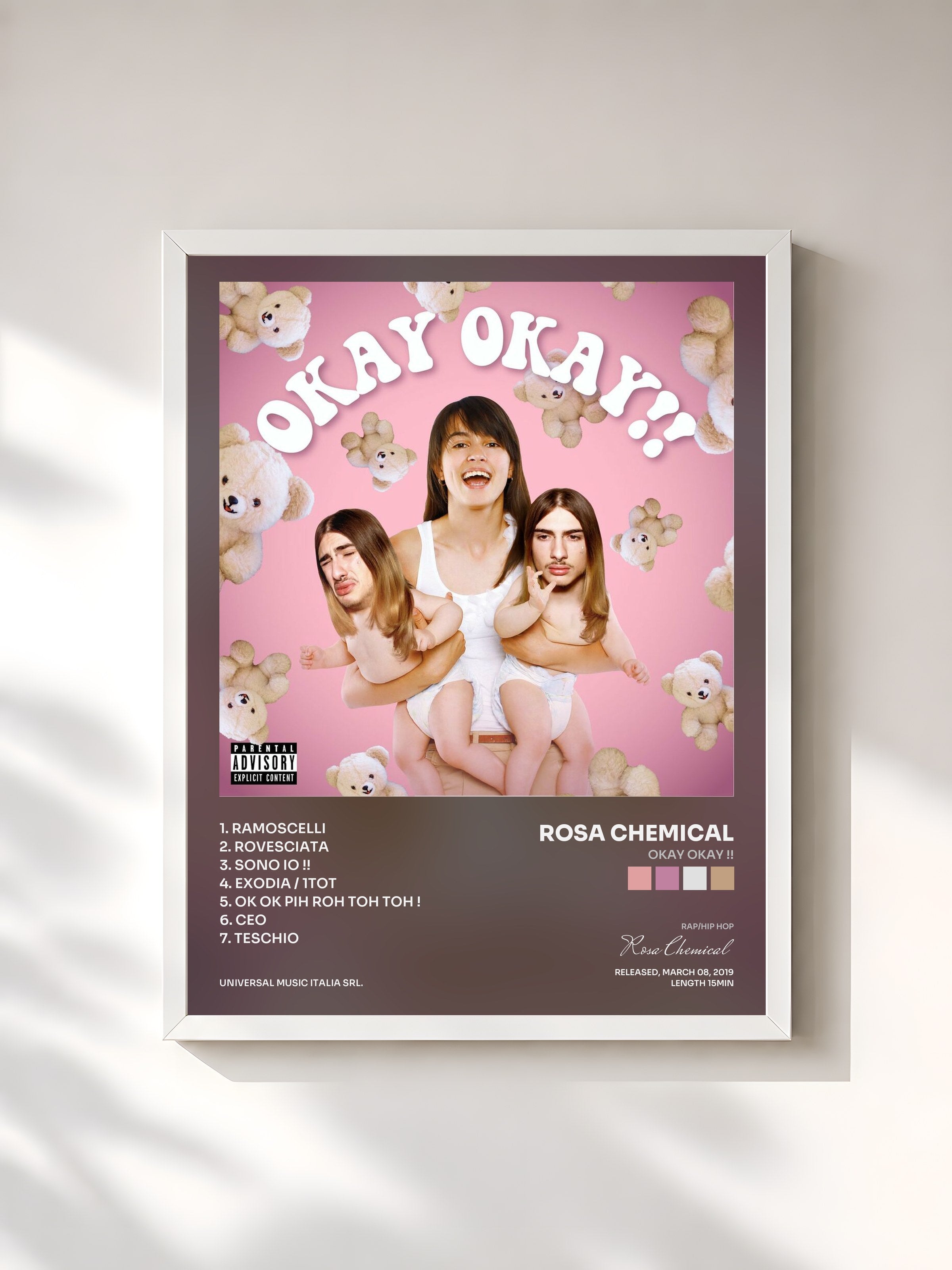 #blanc Tableau de l'album OKAY OKAY !! de Rosa Chemical, cadre blanc, imprimé et encadré en France