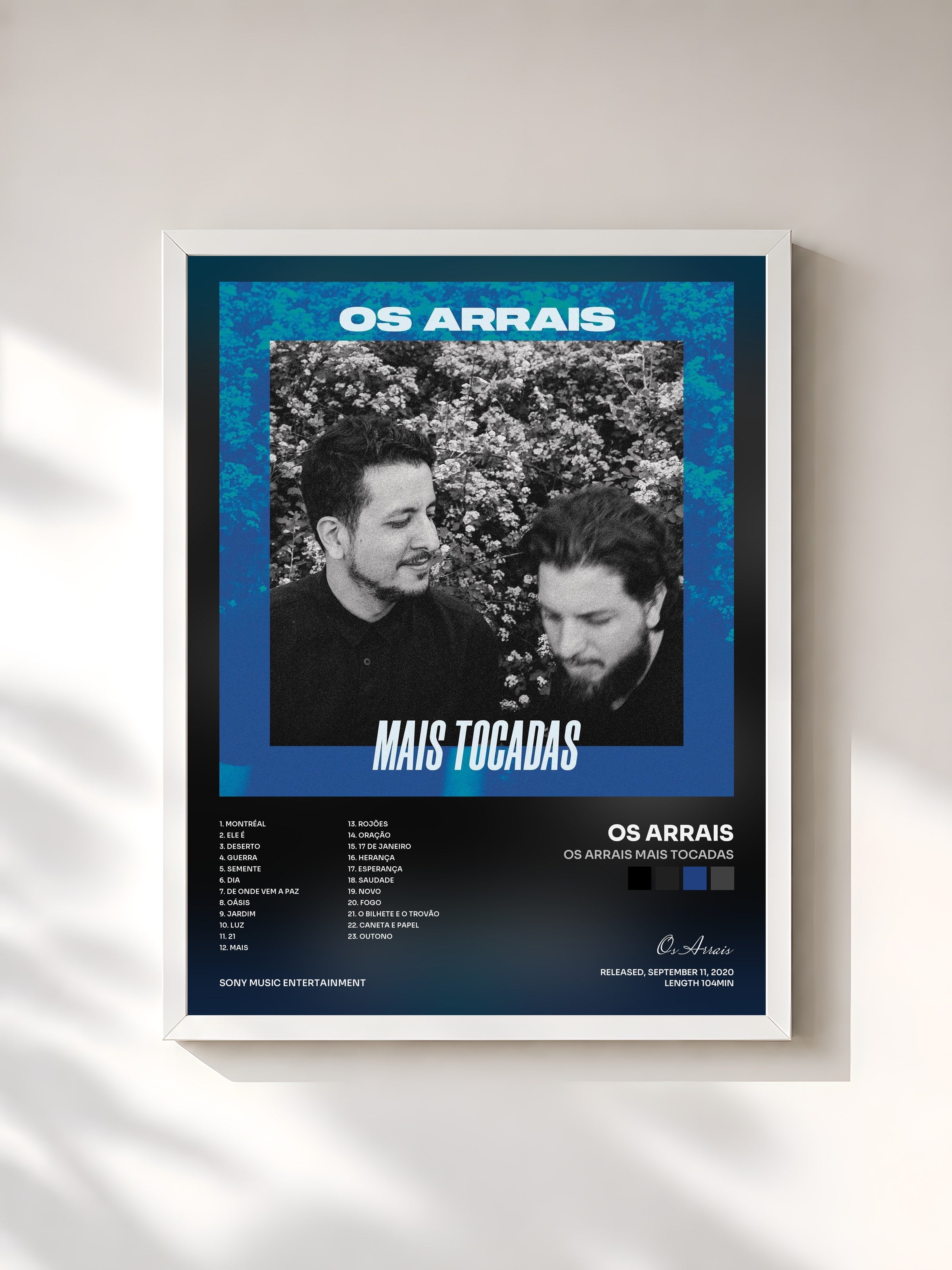 #blanc Tableau de l'album Os Arrais Mais Tocadas de Os Arrais, cadre blanc, imprimé et encadré en France